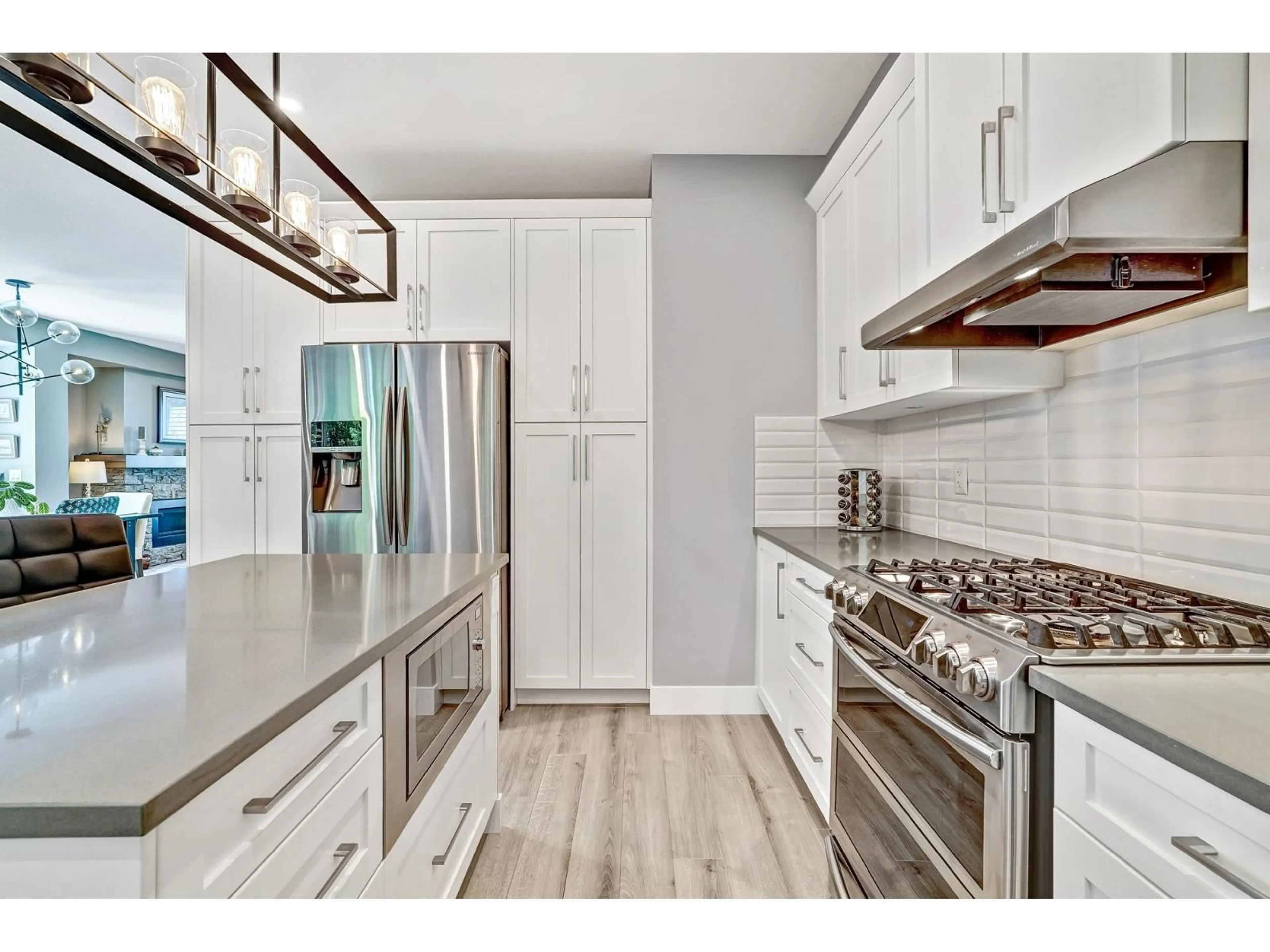 Open concept kitchen, unknown for 20 - 3618 150, Surrey British Columbia V3Z0W3