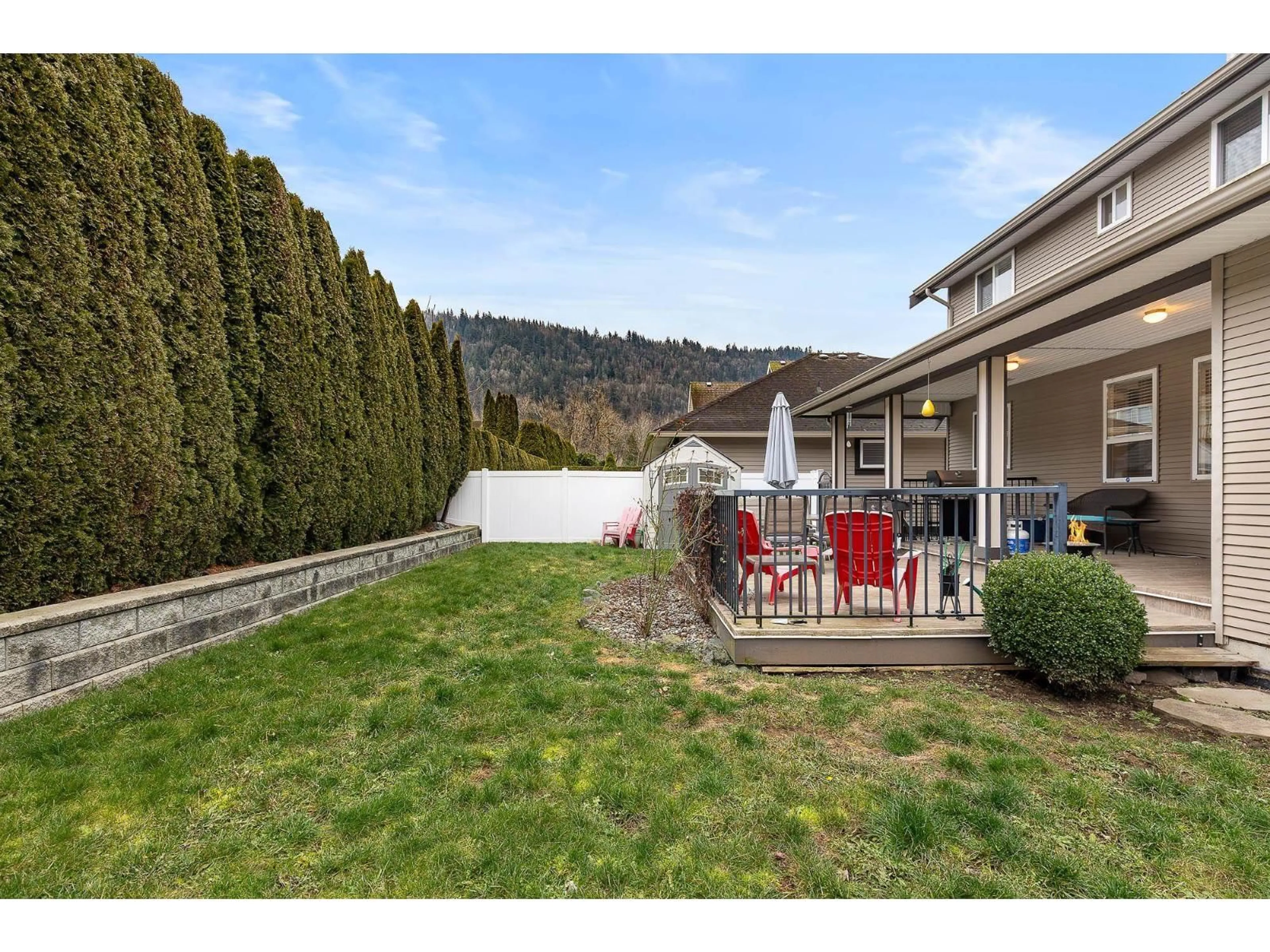 Patio, mountain view for 5386 CHINOOK STREET, Chilliwack British Columbia V2R0A6