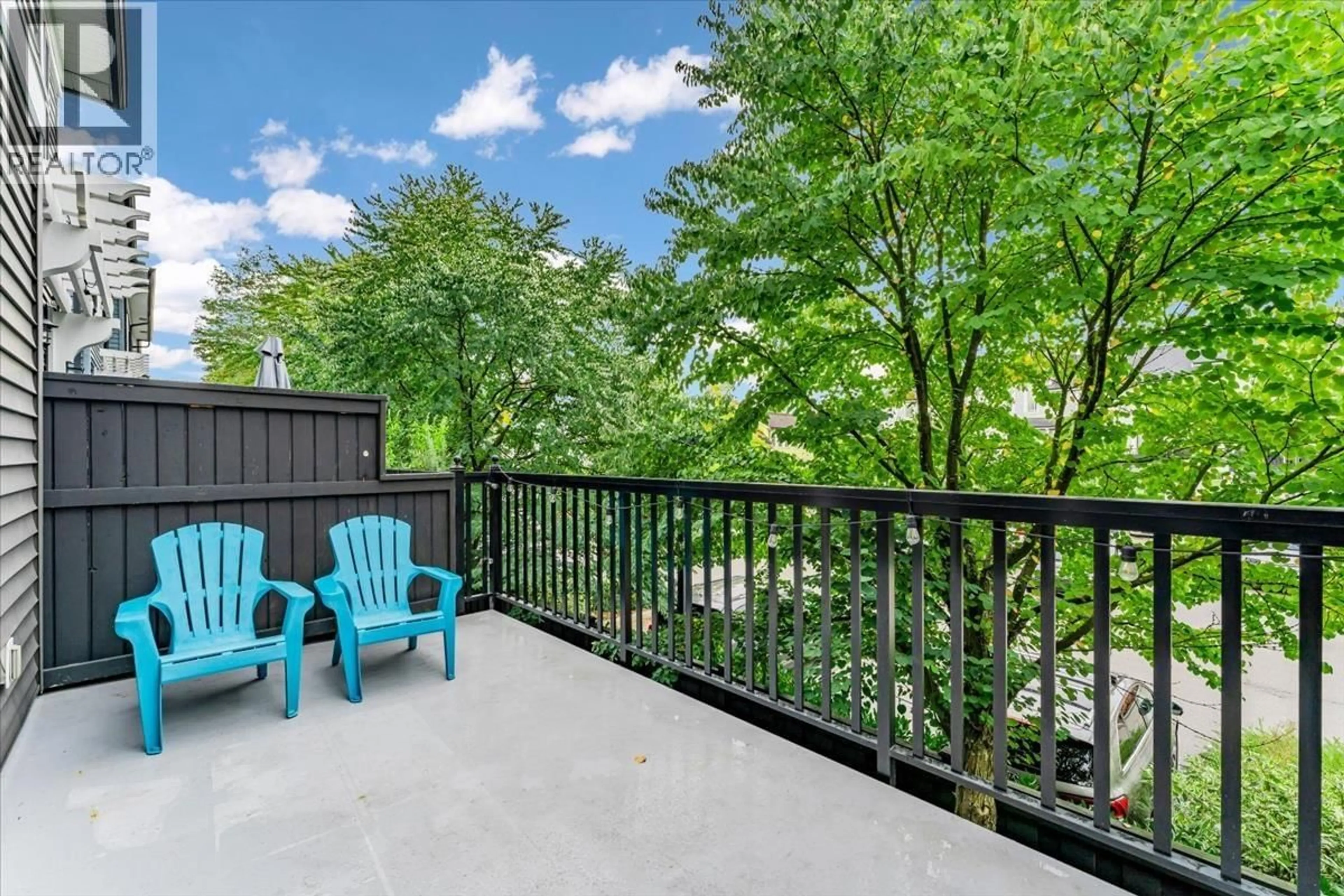 Patio, water/lake/river/ocean view for 19 - 19572 FRASER WAY, Pitt Meadows British Columbia V3Y0A9
