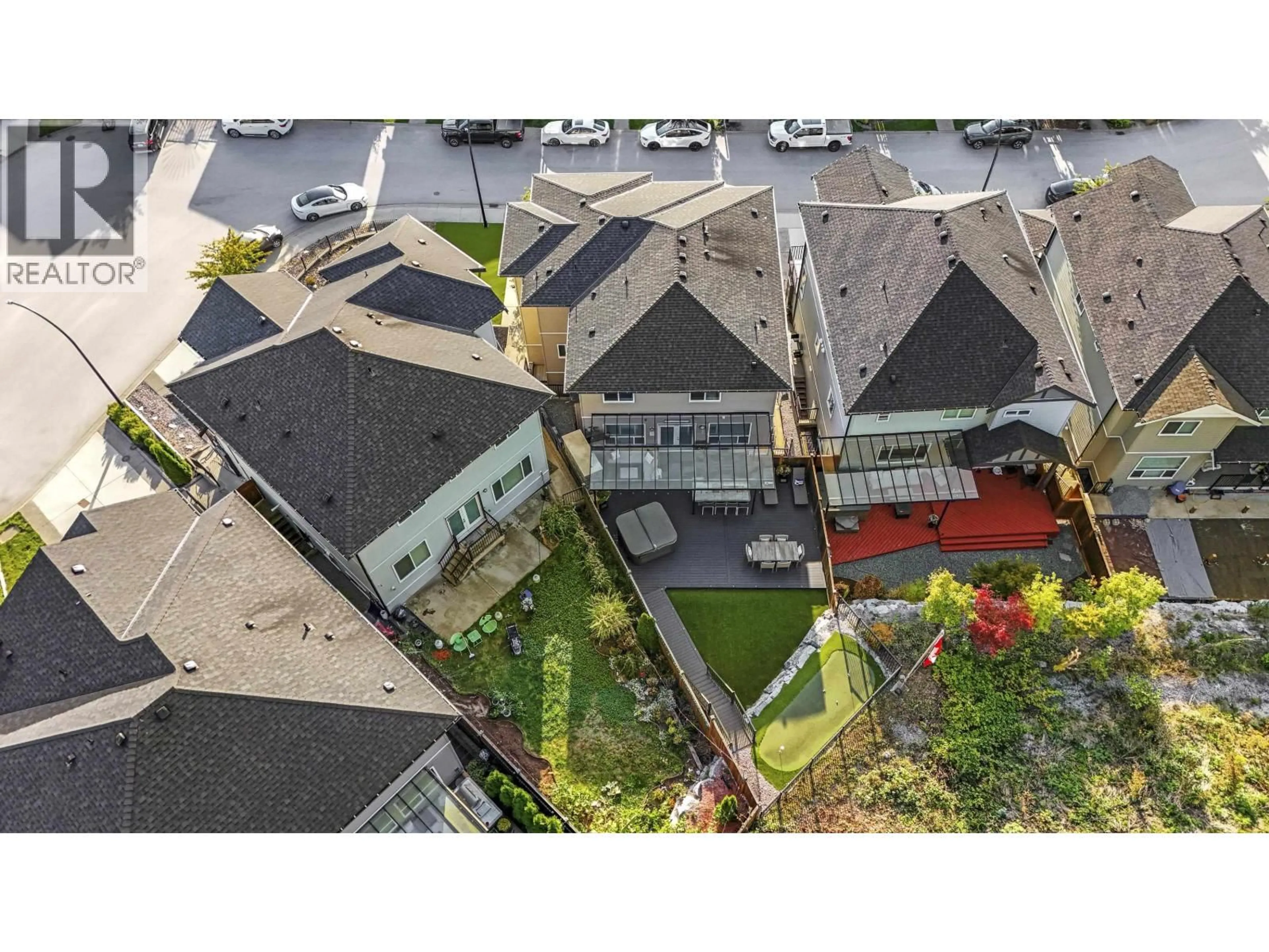 A pic from outside/outdoor area/front of a property/back of a property/a pic from drone, unknown for 10148 246A STREET, Maple Ridge British Columbia V2W0K1