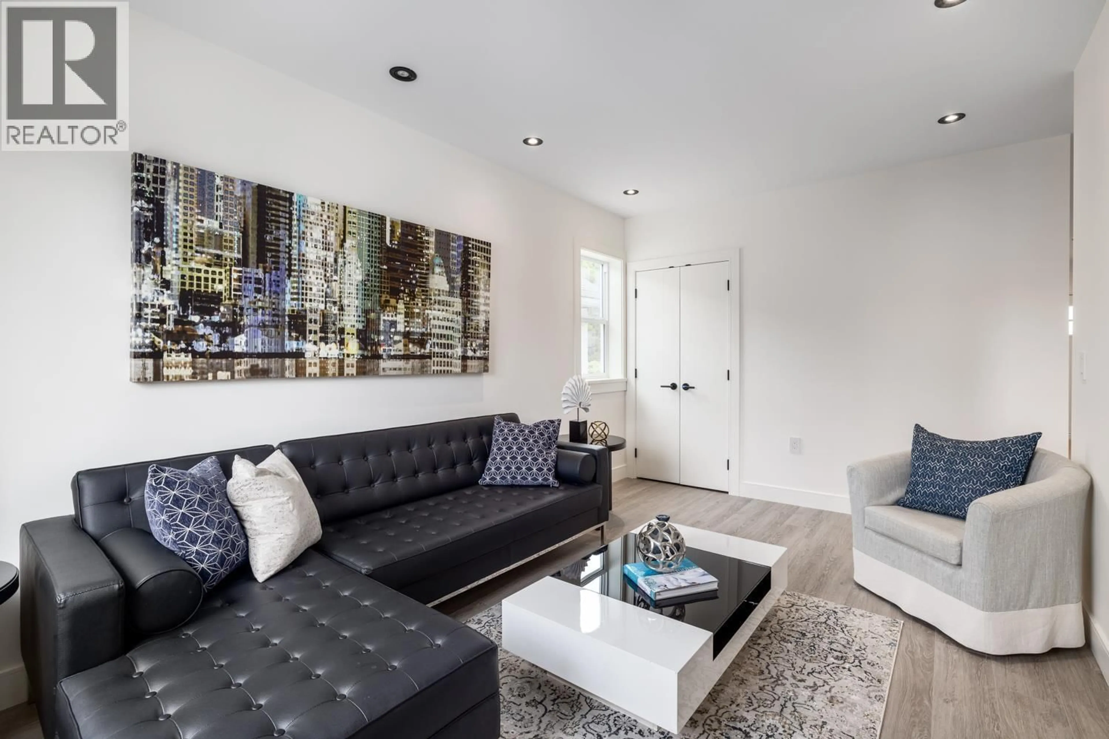 Living room with furniture, unknown for 1155 RENFREW STREET, Vancouver British Columbia V5K4C1