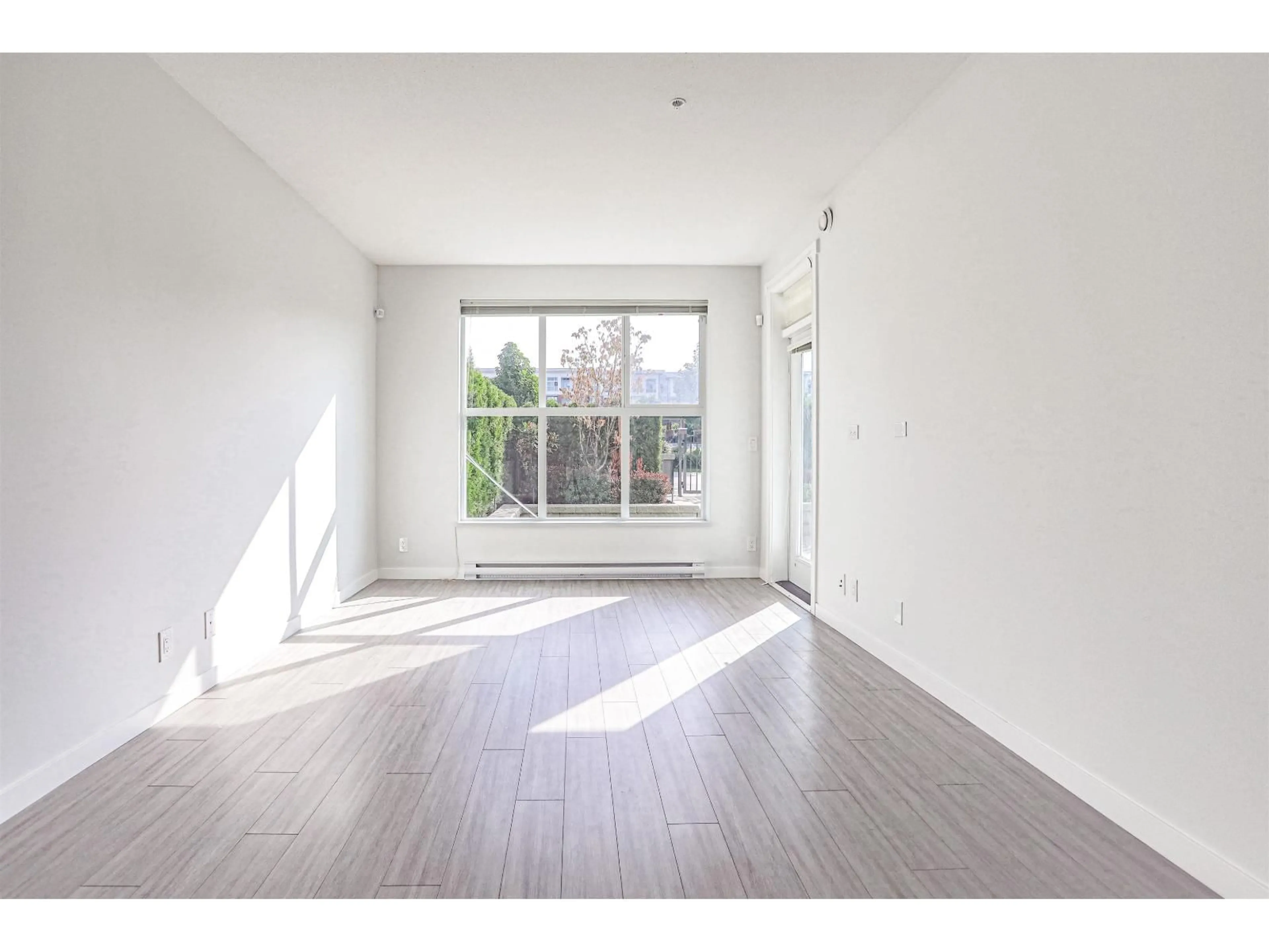 A pic of a room for B120 - 8150 207, Langley British Columbia V2Y4J3