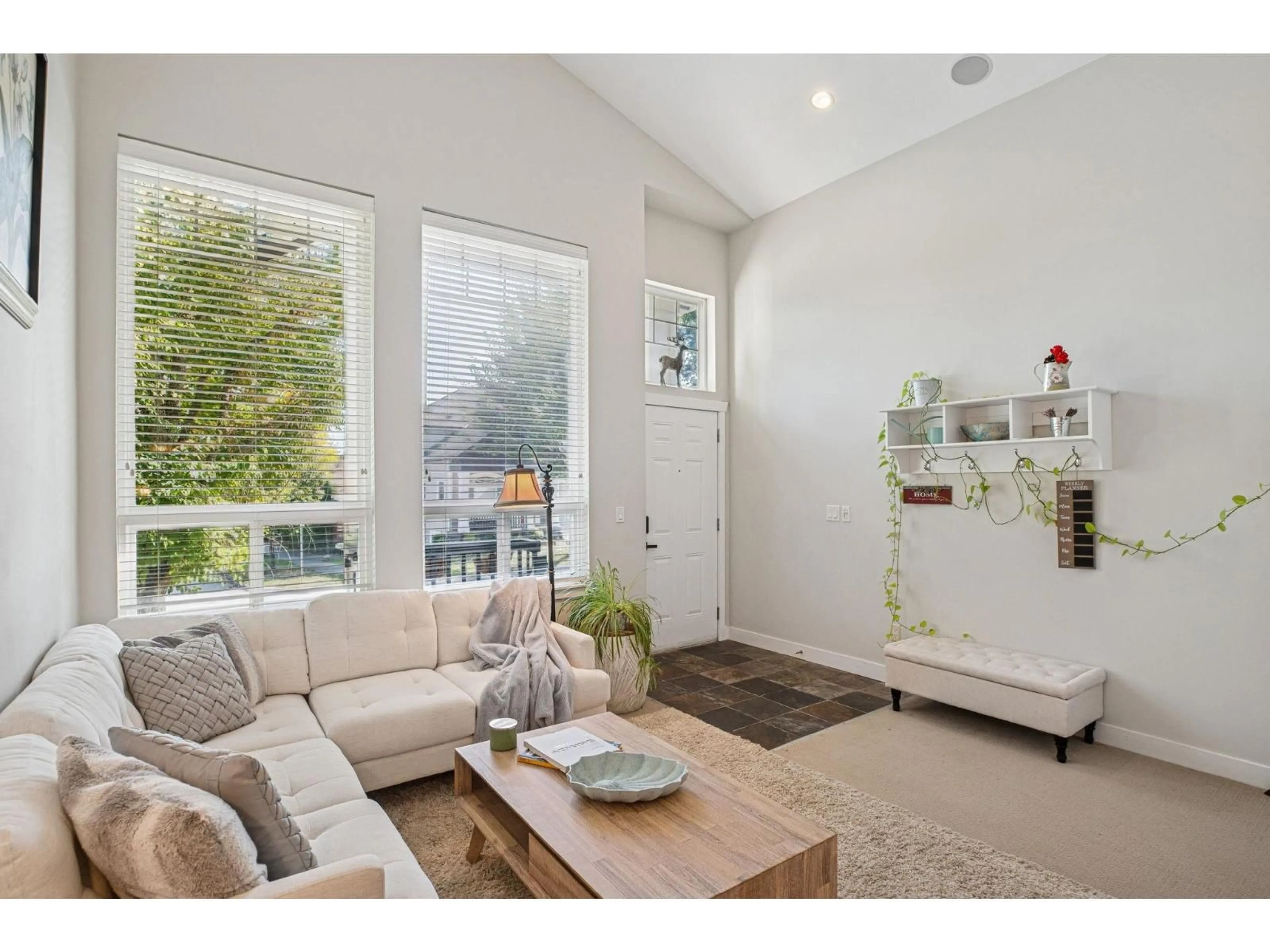 Living room with furniture, unknown for 6157 150A, Surrey British Columbia V3S7W9