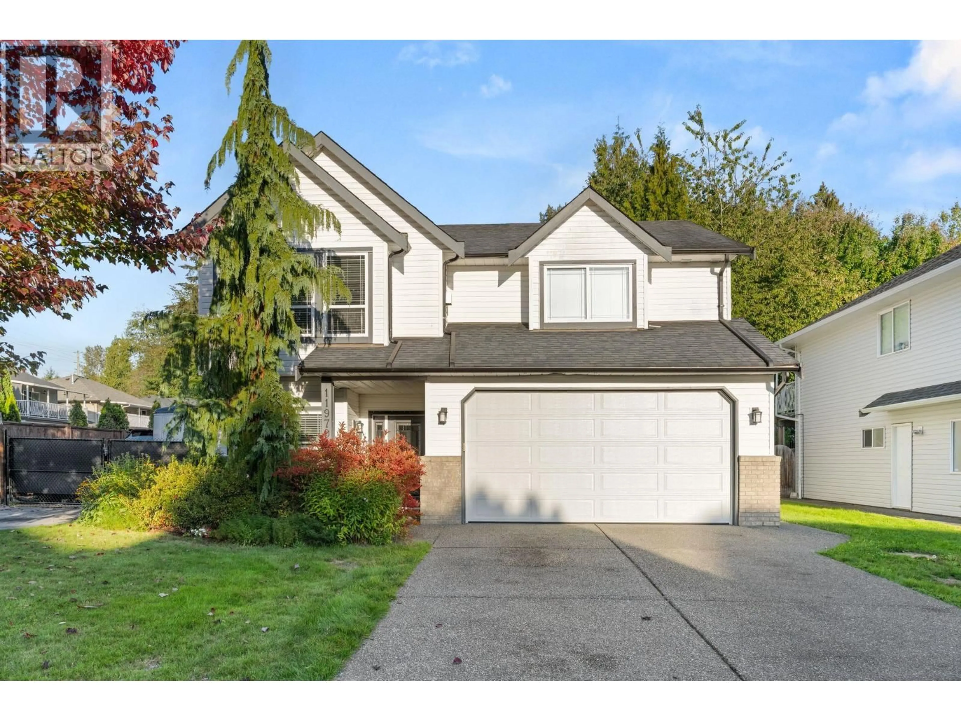 Home with vinyl exterior material, street for 11970 249A STREET, Maple Ridge British Columbia V4R2E3