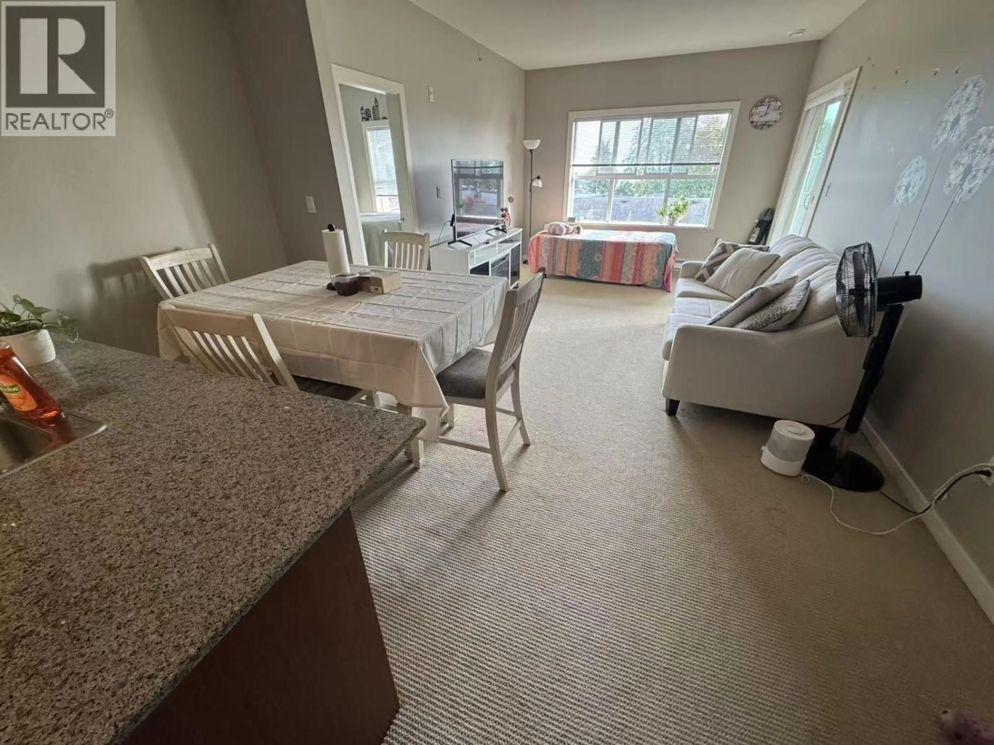 A pic of a room for 417 - 5885 IRMIN STREET, Burnaby British Columbia V5J0C2
