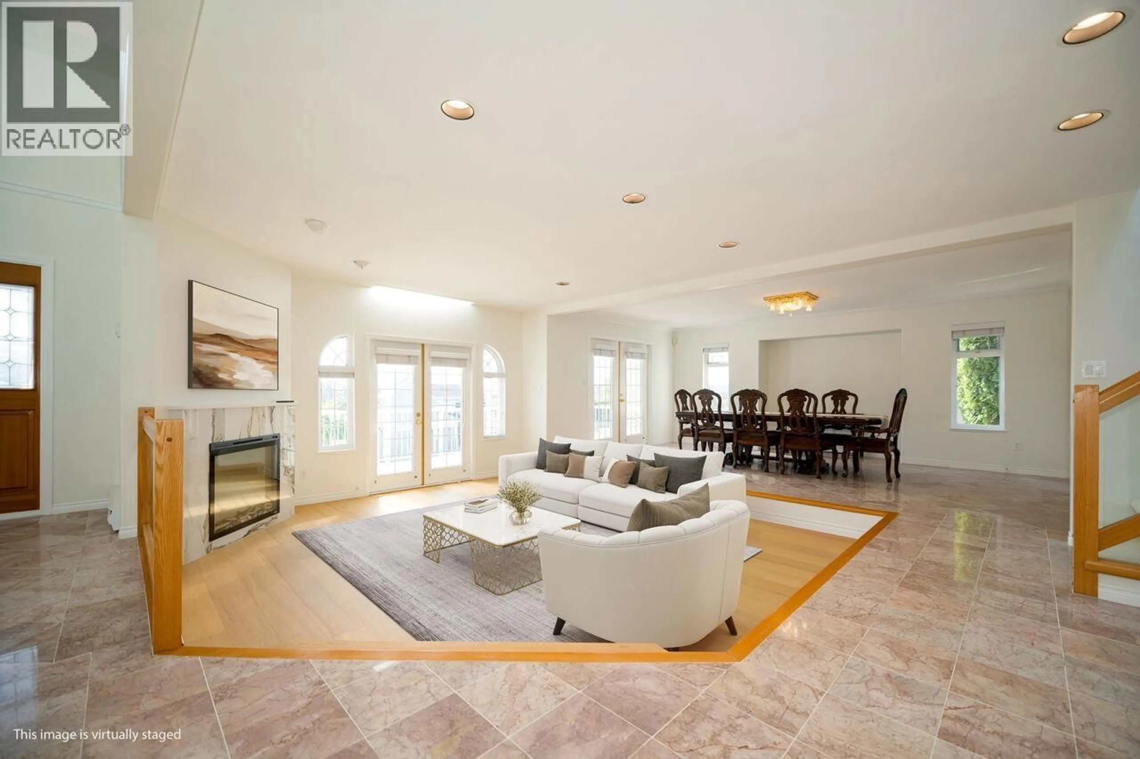 Living room with furniture, unknown for 2276 SICAMOUS AVENUE, Coquitlam British Columbia V3K6P5