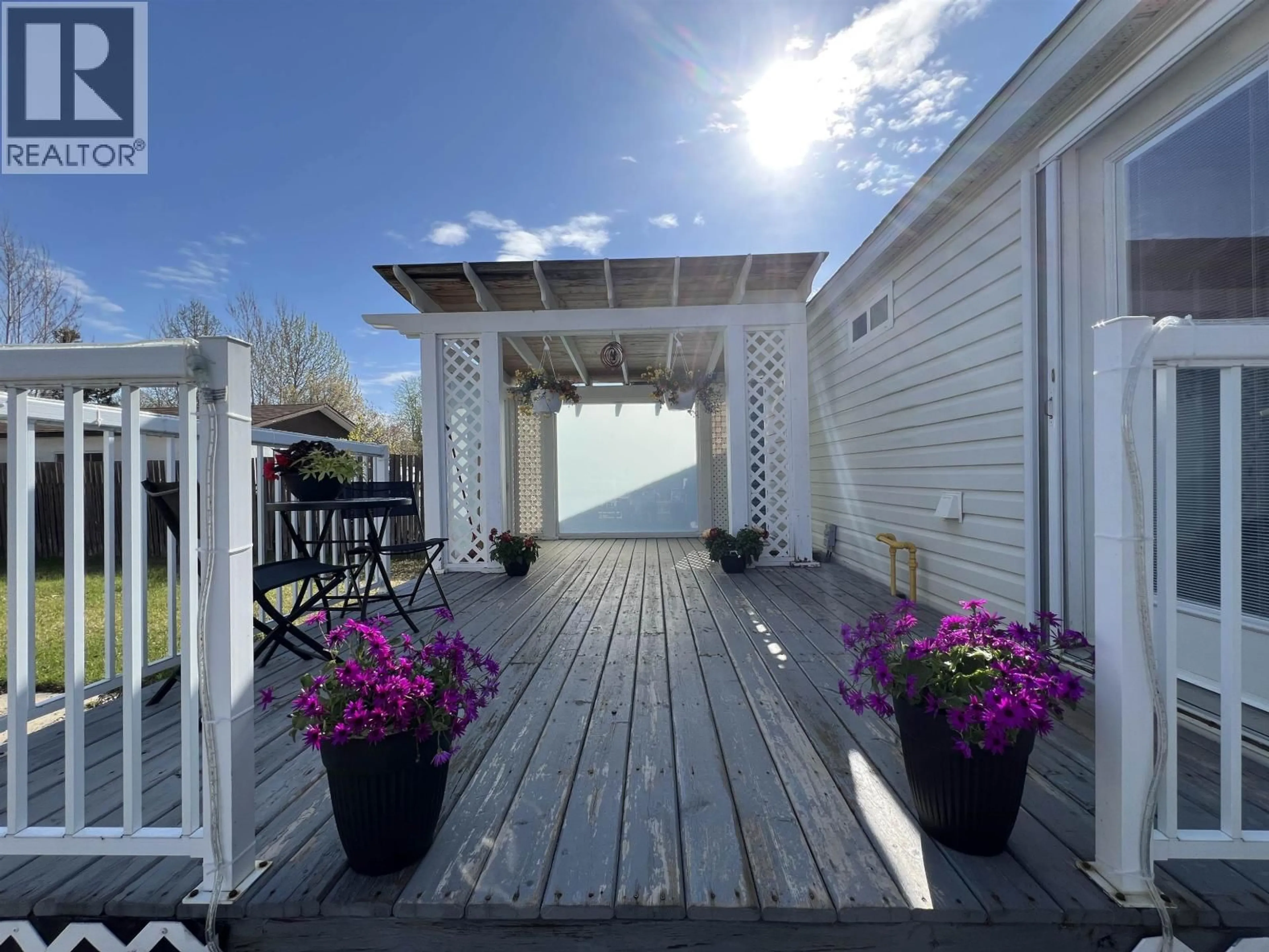 Patio, street for 4028 POPLAR AVENUE, Fort Nelson British Columbia V0C1R0
