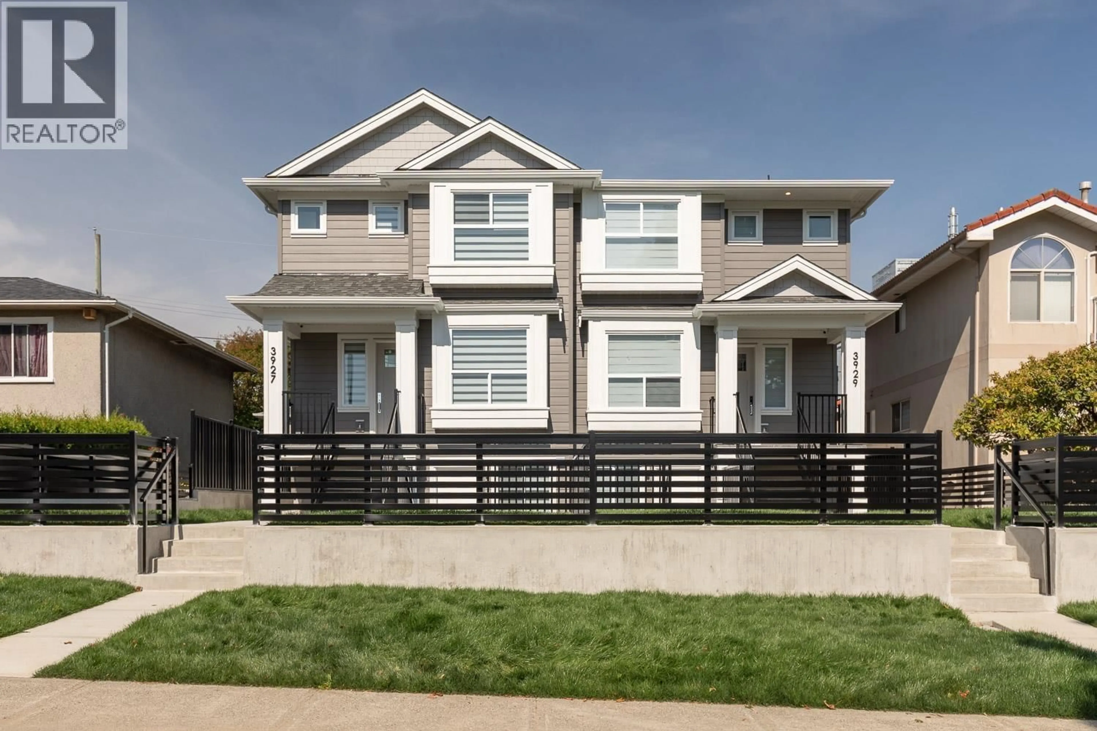 Home with vinyl exterior material, street for 3929 FOREST STREET, Burnaby British Columbia V5G1W7