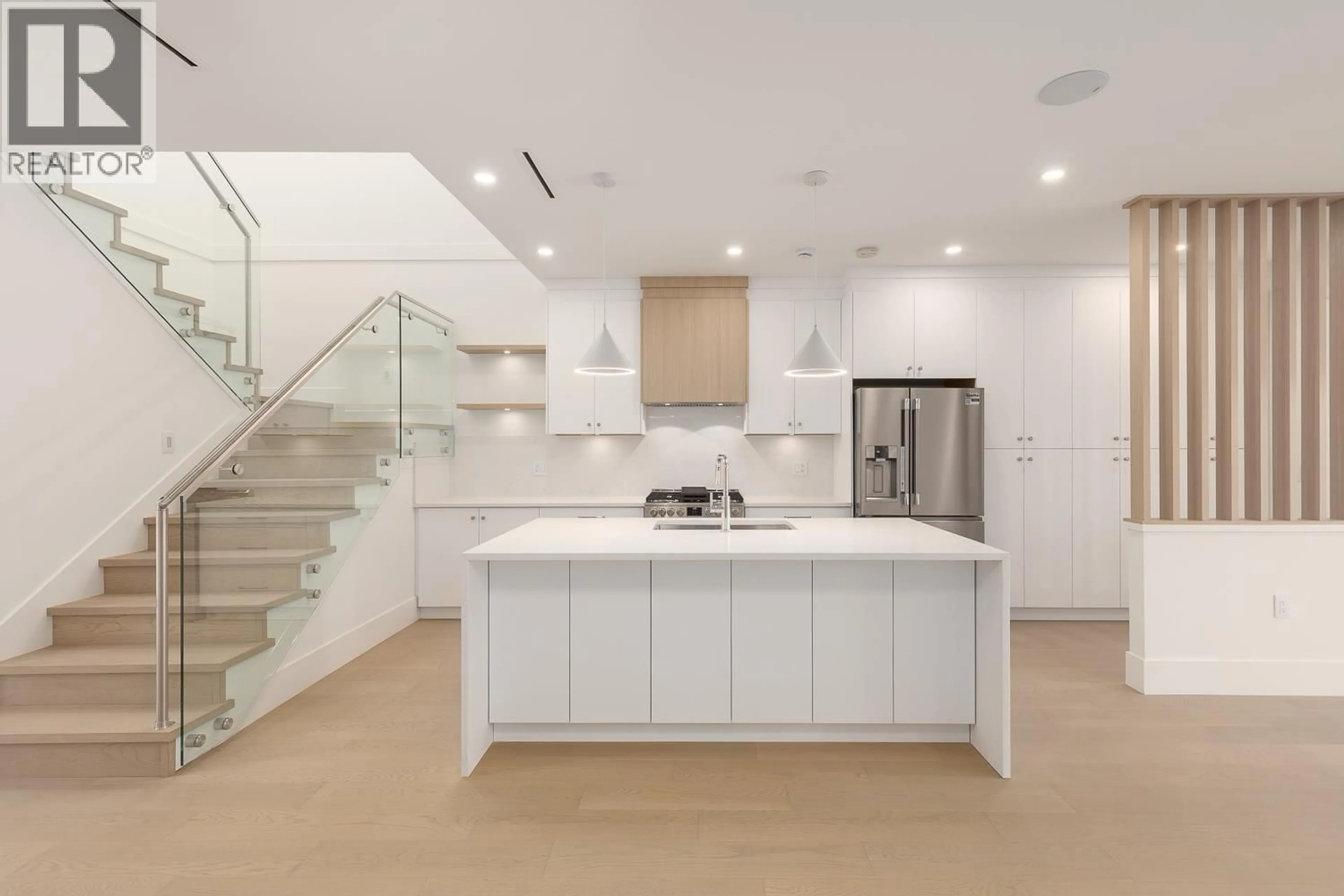 Contemporary kitchen, ceramic/tile floor for 3929 FOREST STREET, Burnaby British Columbia V5G1W7