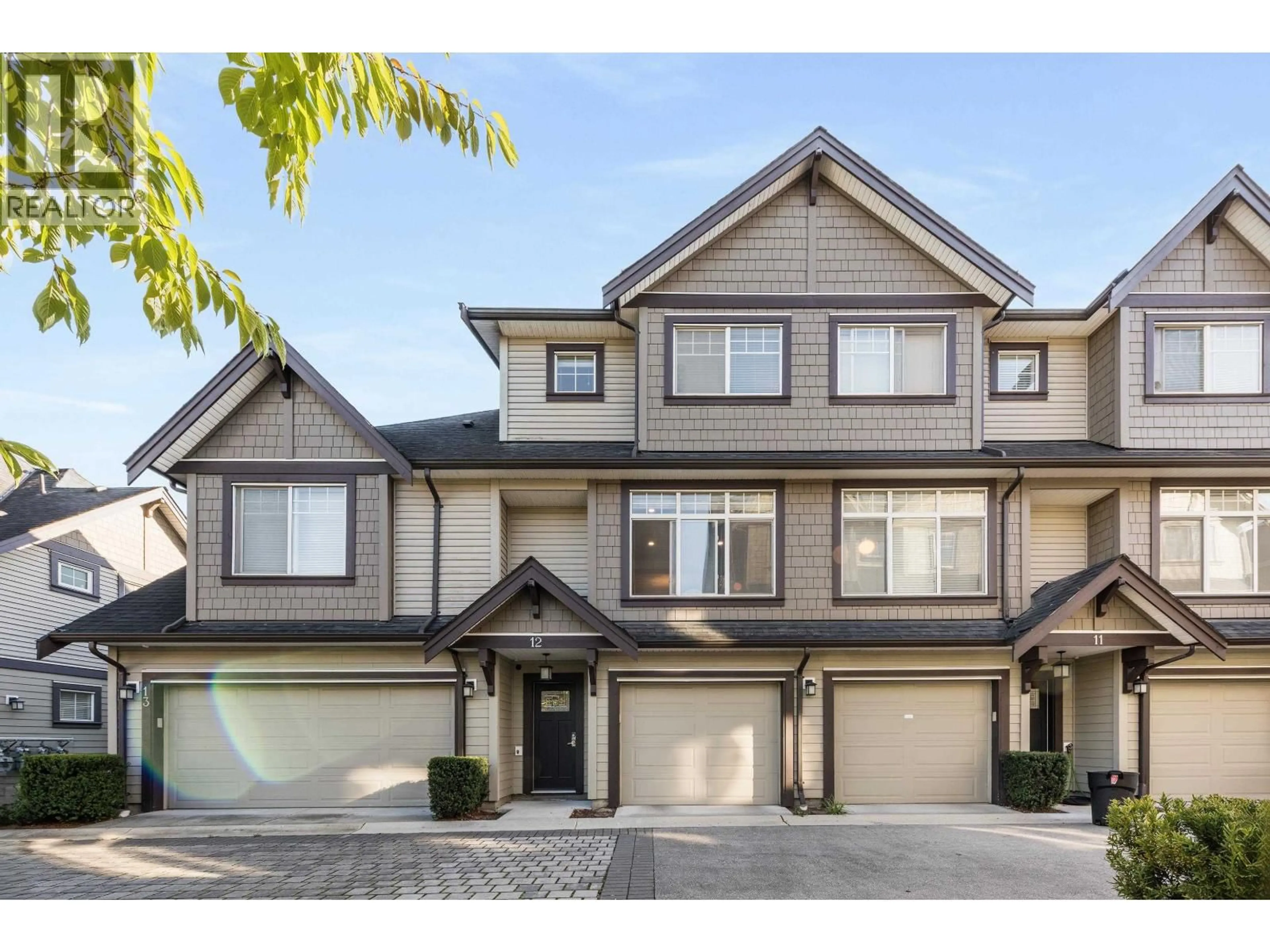 Home with vinyl exterior material, street for 12 - 9733 BLUNDELL ROAD, Richmond British Columbia V6Y1K8