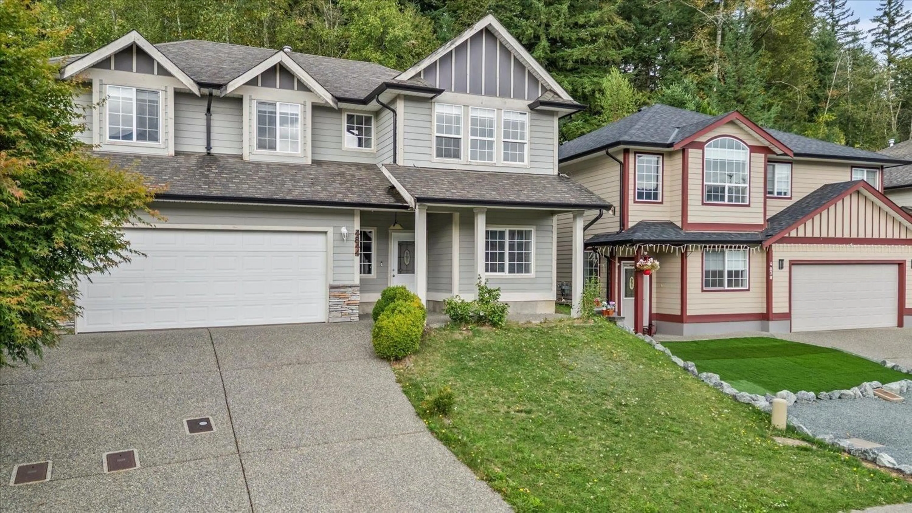 Home with vinyl exterior material, street for 4844 TESKEY ROAD, Sardis British Columbia V2R5T7