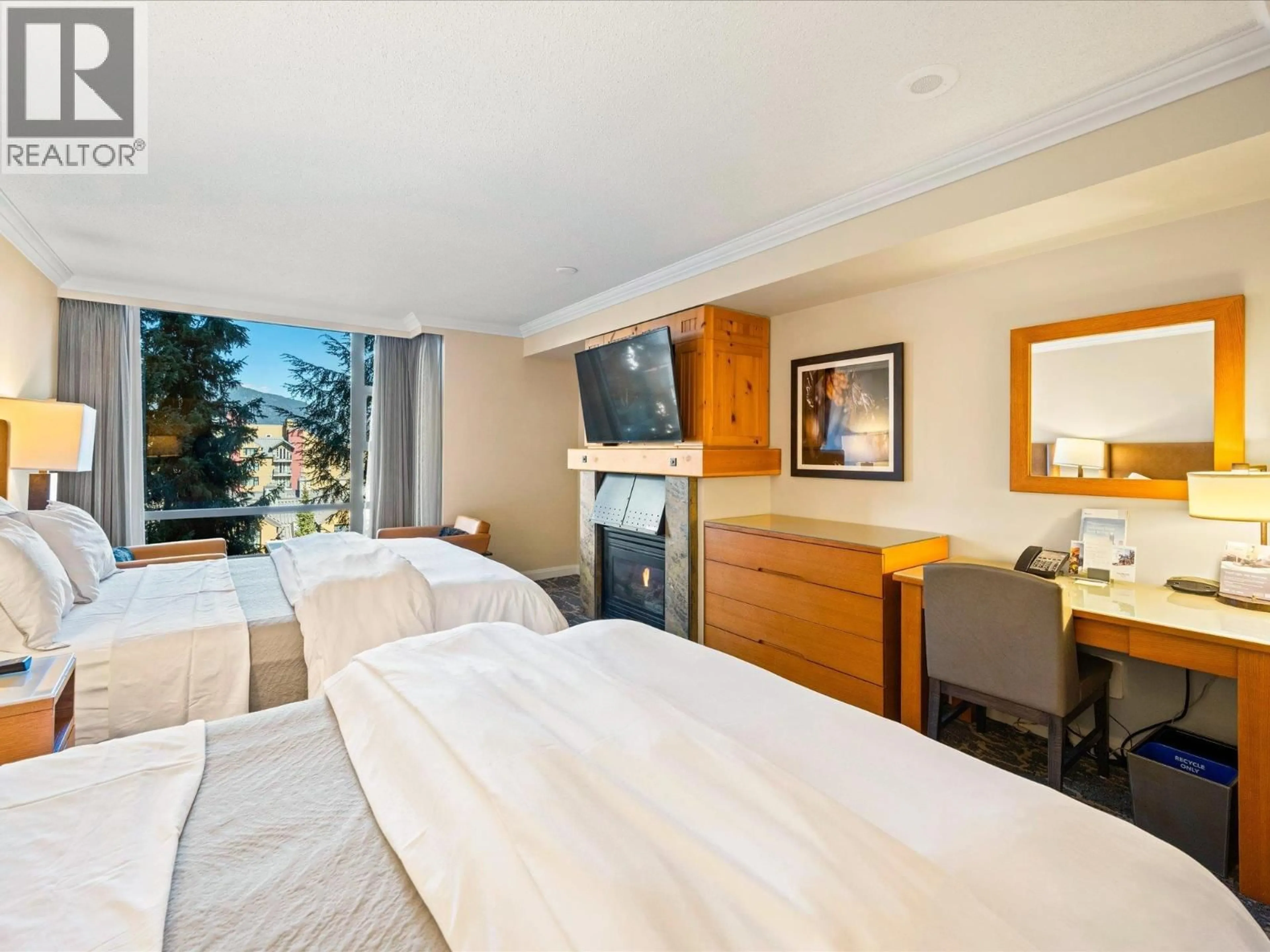 Bedroom with bed, unknown for 685 - 4090 WHISTLER WAY, Whistler British Columbia V8E1J3