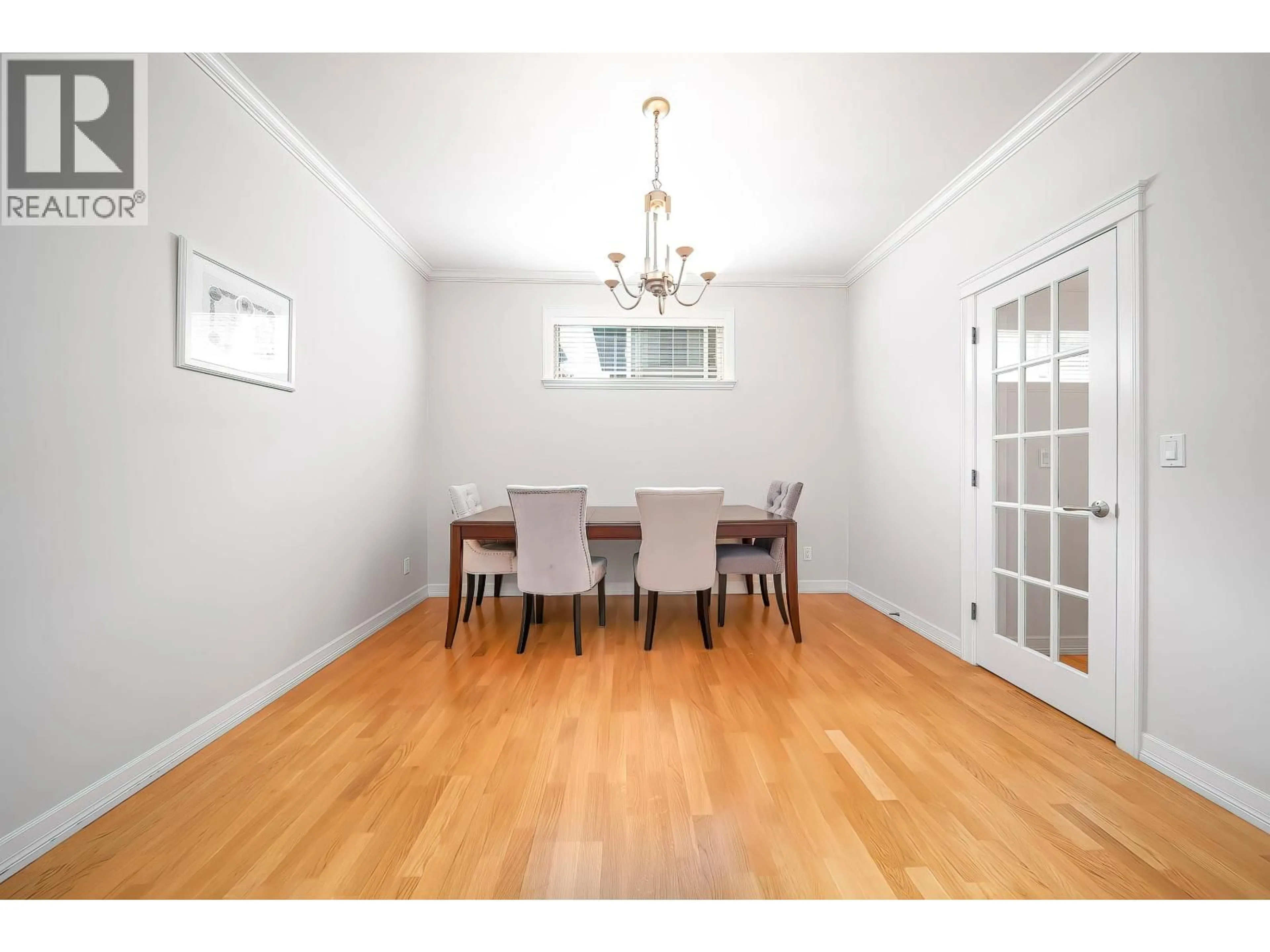 Dining room, wood/laminate floor for 6291 SEMLIN COURT, Richmond British Columbia V7C5S3