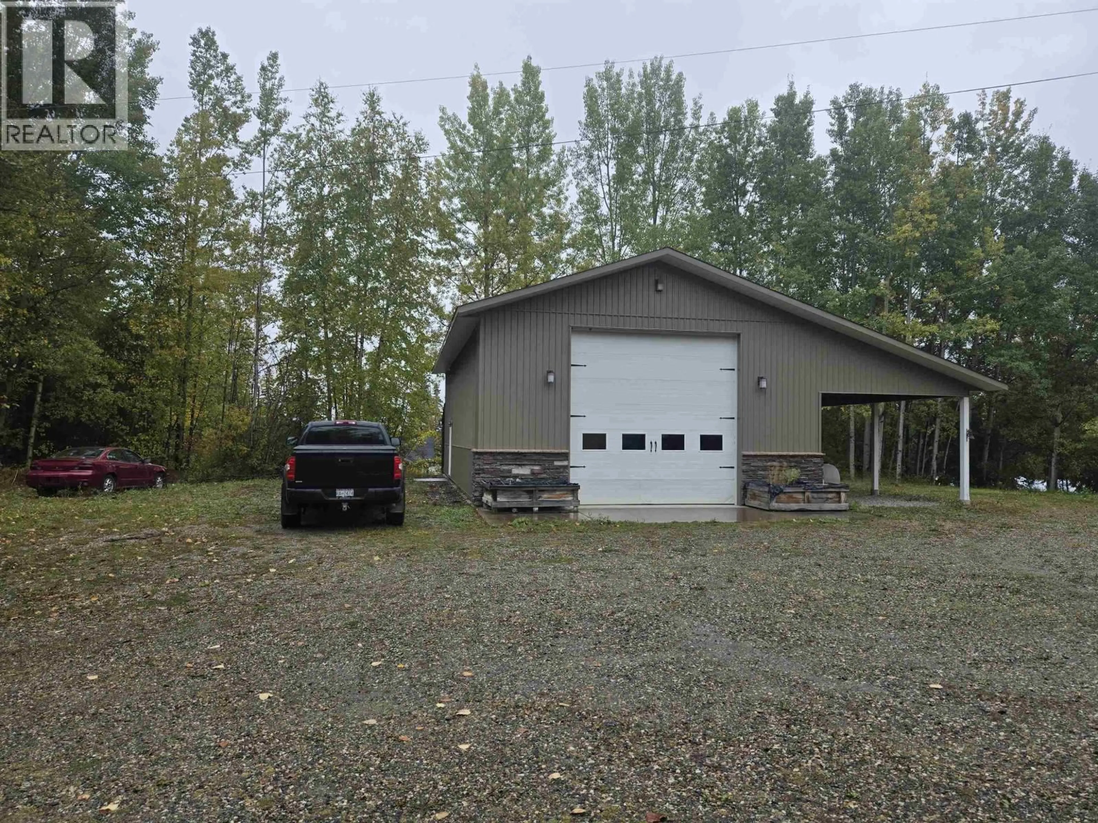 Indoor garage for 1504 GRAHAM ROAD, Quesnel British Columbia V2J7E9