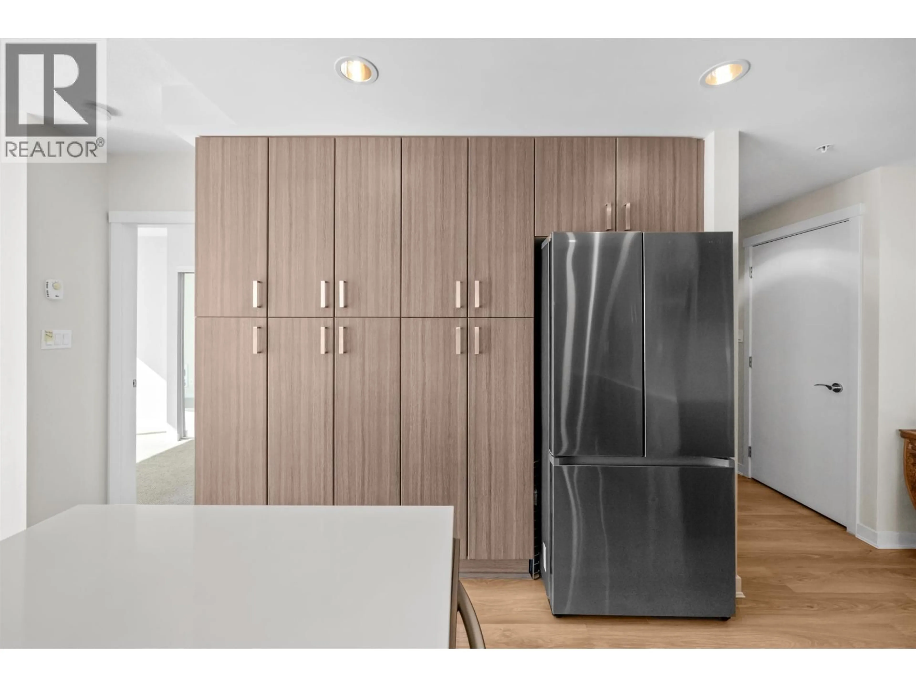 Unknown for 2004 - 125 COLUMBIA STREET, New Westminster British Columbia V3L0G8