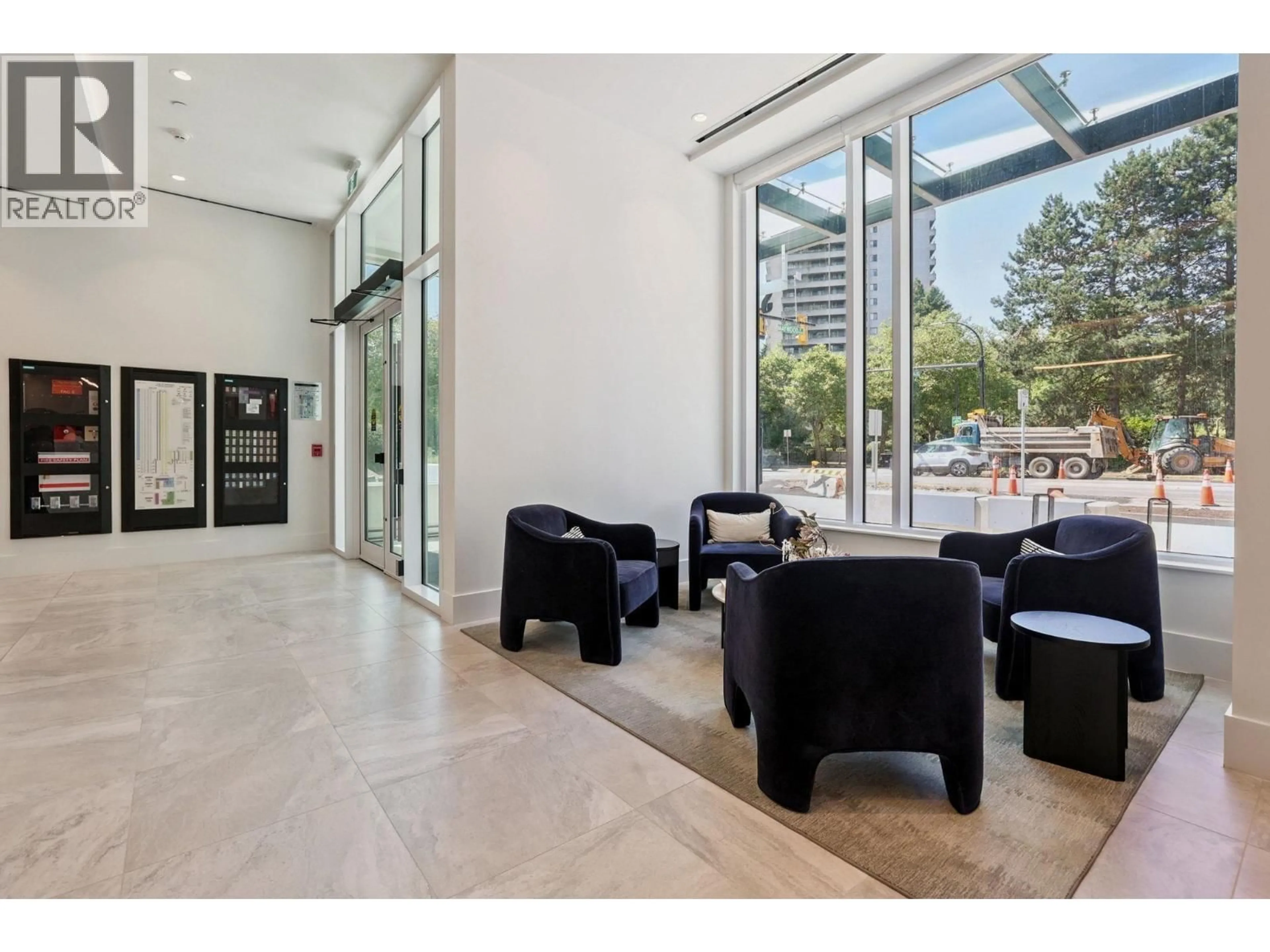 Unknown for 2001 - 6468 WILLINGDON AVENUE, Burnaby British Columbia V5H0L3