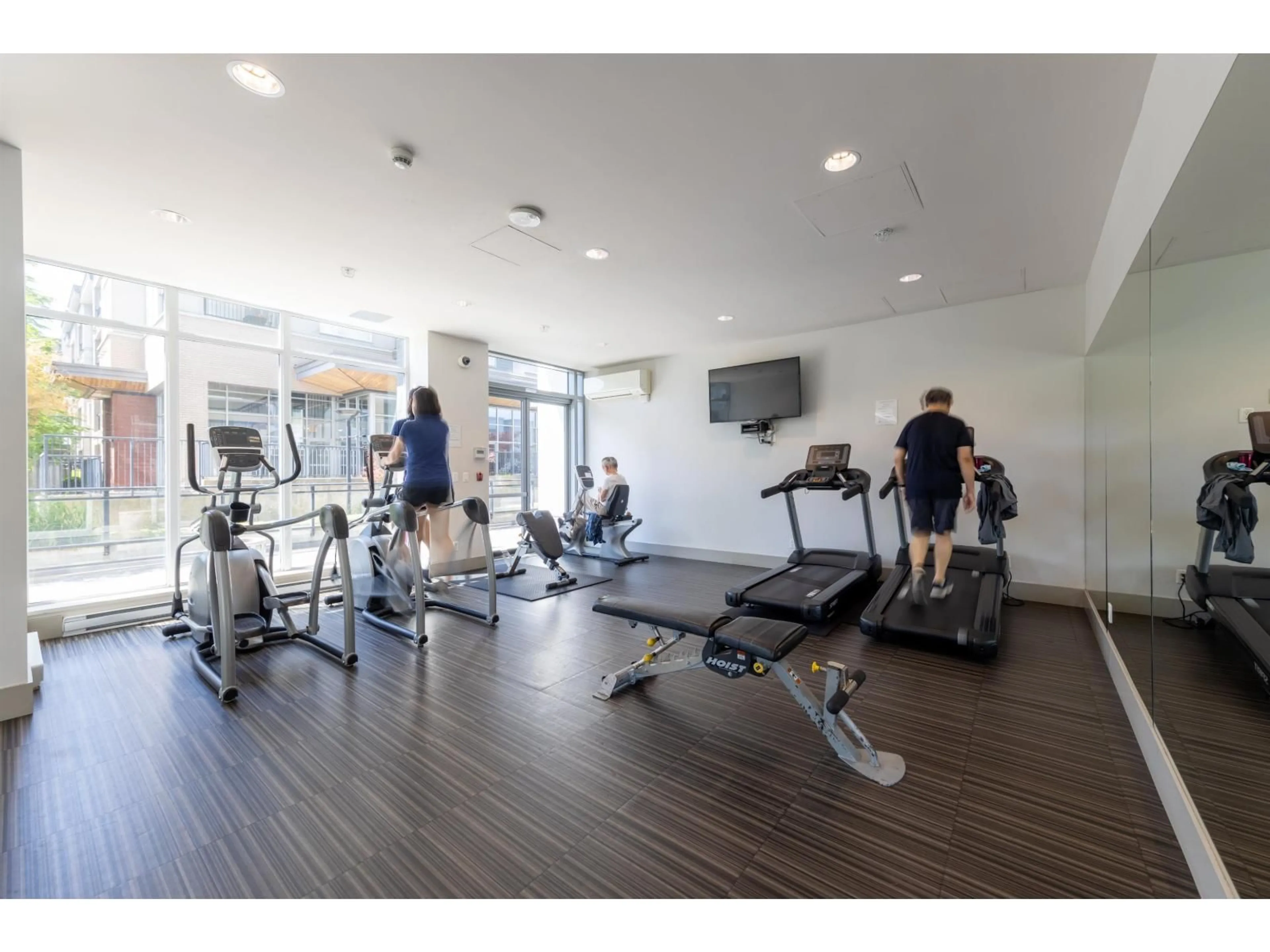 Gym or fitness room for 608 - 13325 102A, Surrey British Columbia V3T0J5