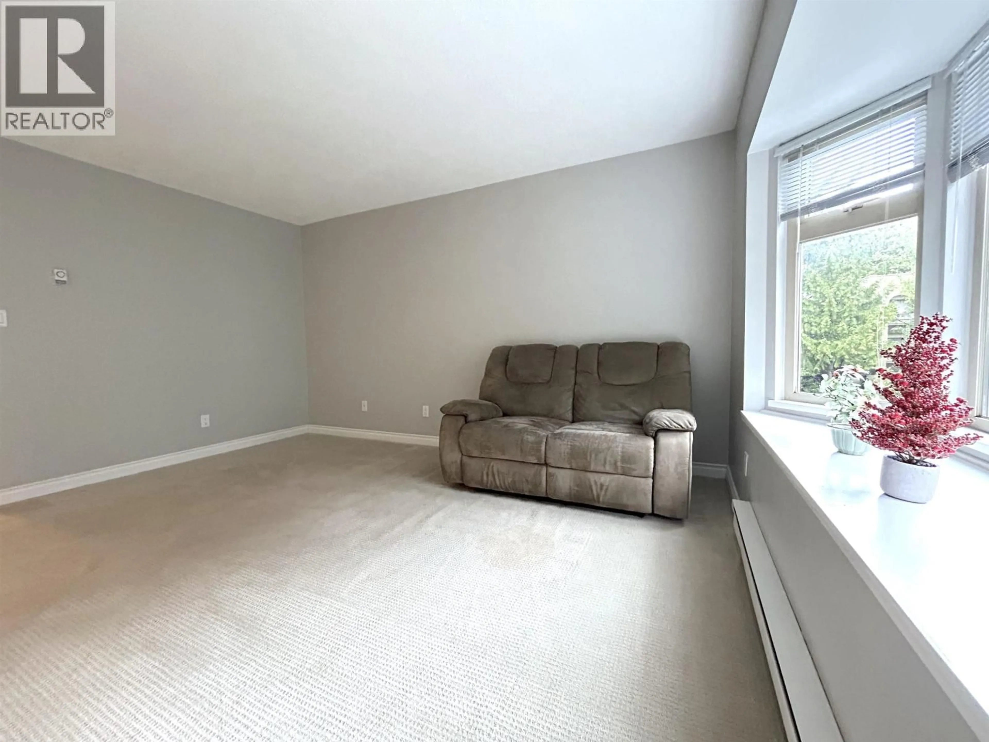 A pic of a room for 208 - 737 HAMILTON STREET, New Westminster British Columbia V3M2M7