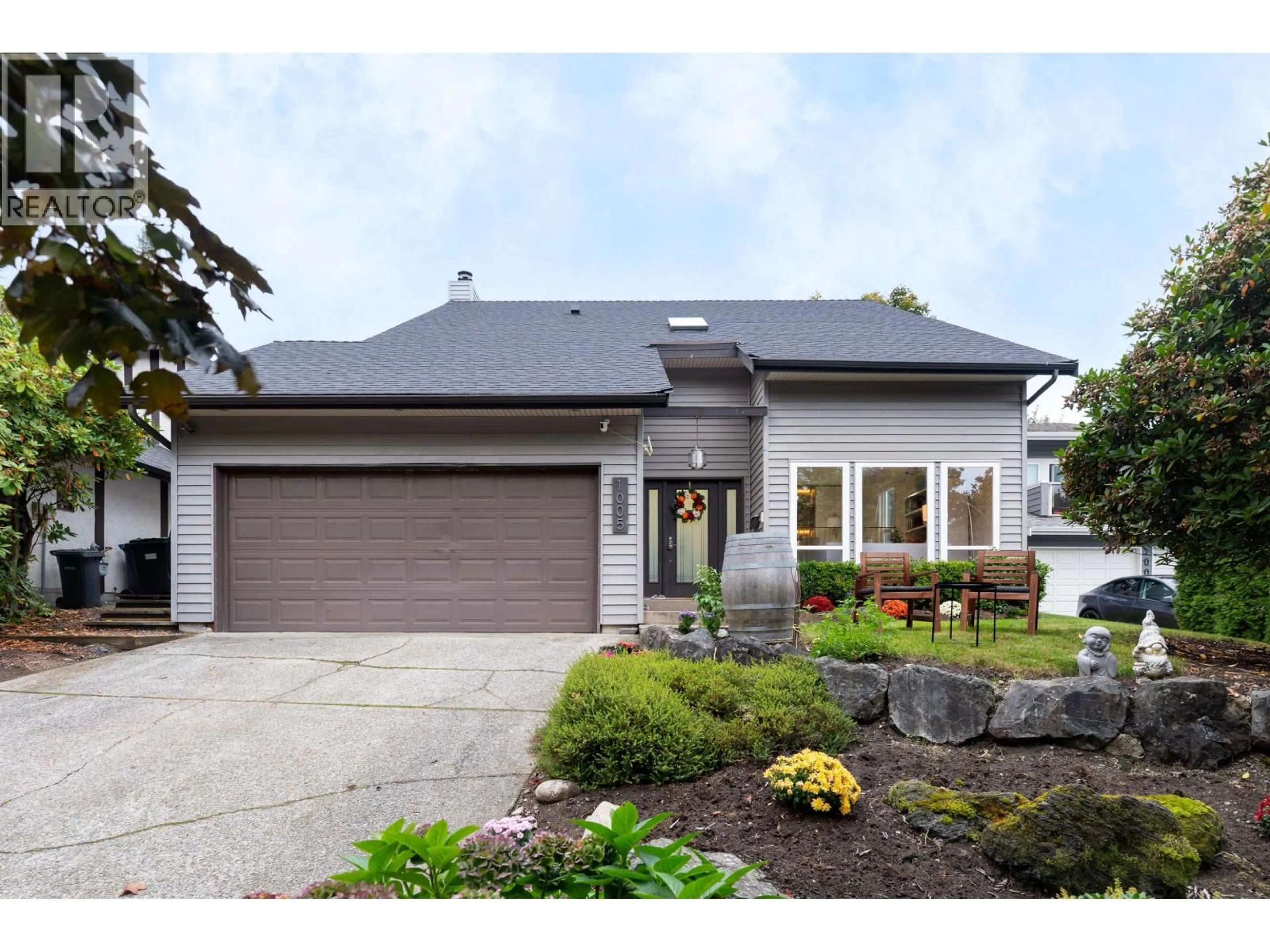 Home with brick exterior material, street for 1005 ALPINE PLACE, Port Moody British Columbia V3H3Y5