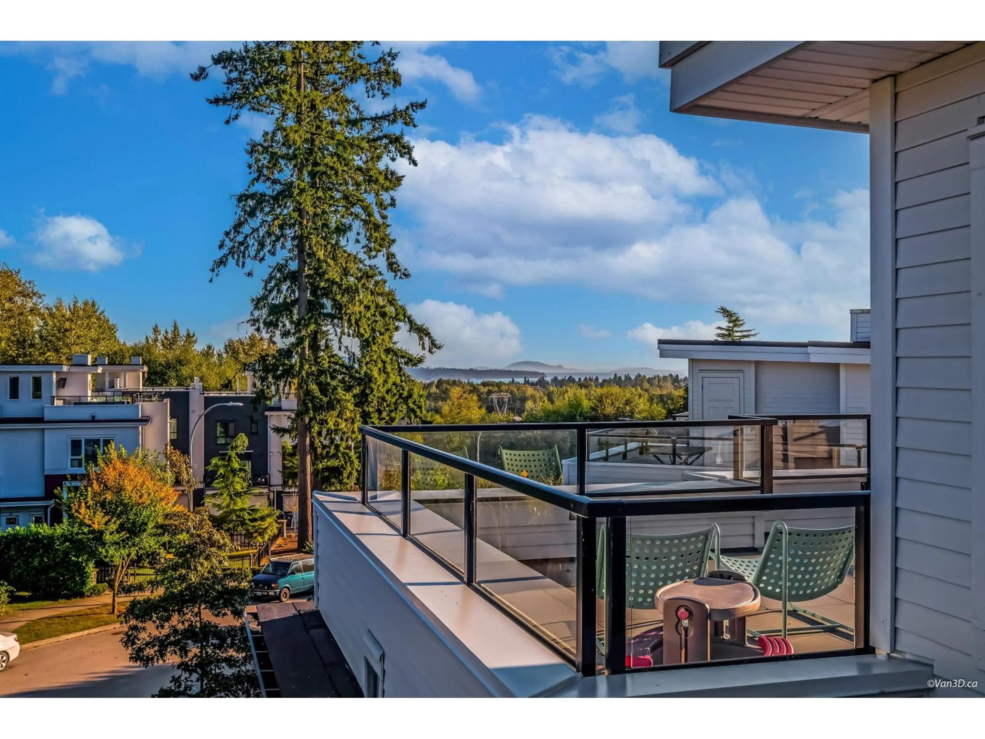 Patio, mountain view for 216 - 2277 OAK MEADOWS, Surrey British Columbia V3Z0W6