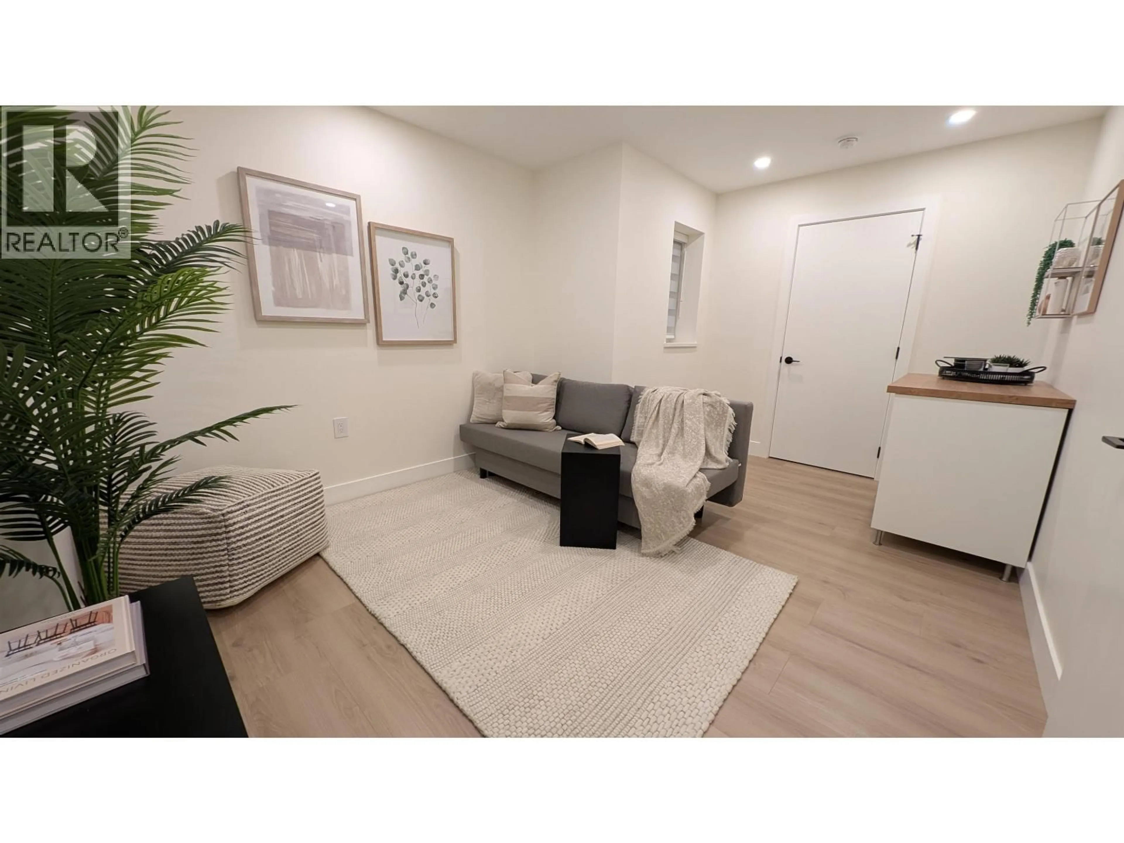 Unknown for 2 - 339 KEARY STREET, New Westminster British Columbia V3L3L2
