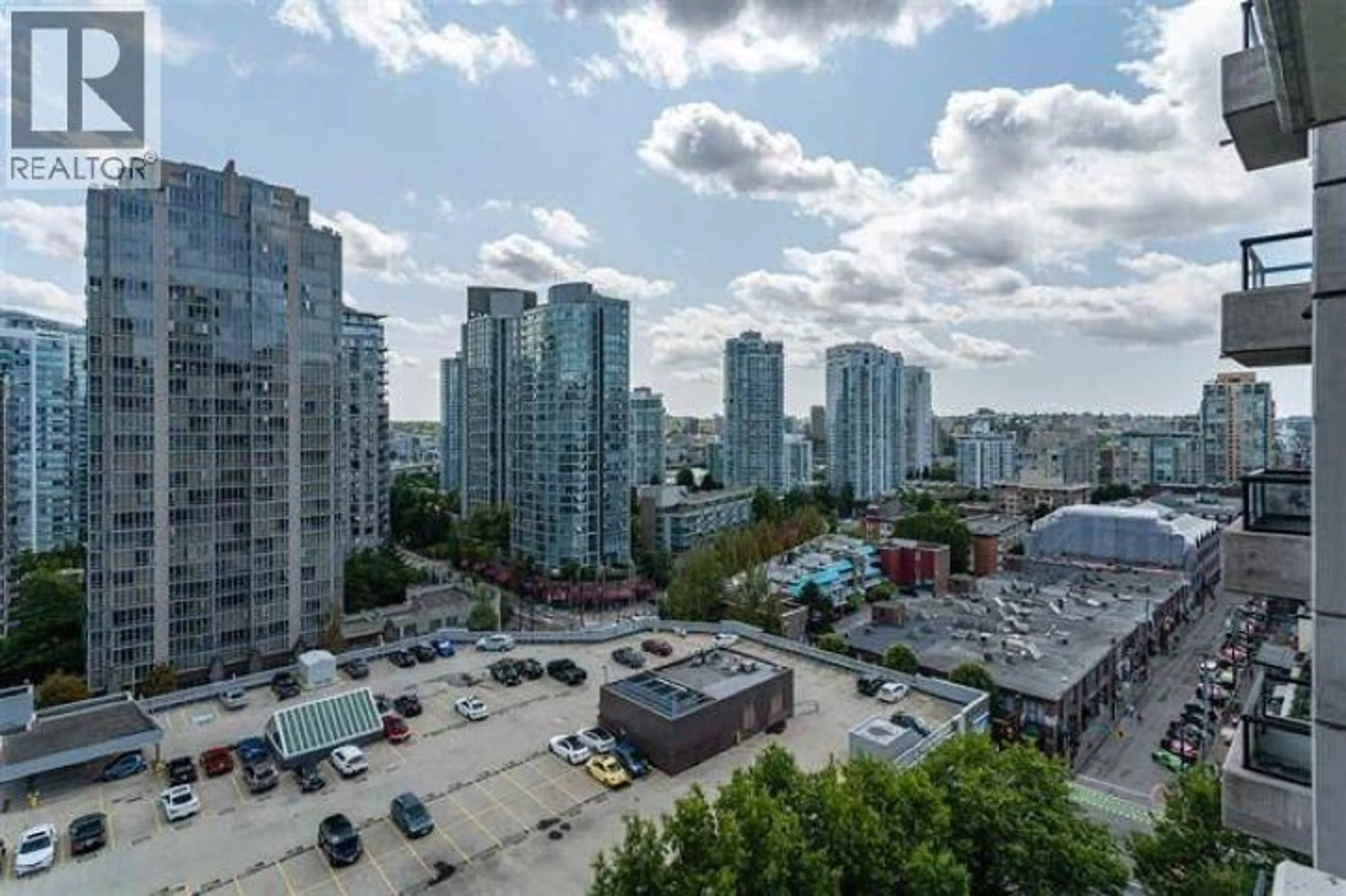 A pic from outside/outdoor area/front of a property/back of a property/a pic from drone, city buildings view from balcony for 1506 - 977 MAINLAND STREET, Vancouver British Columbia V6B1T2