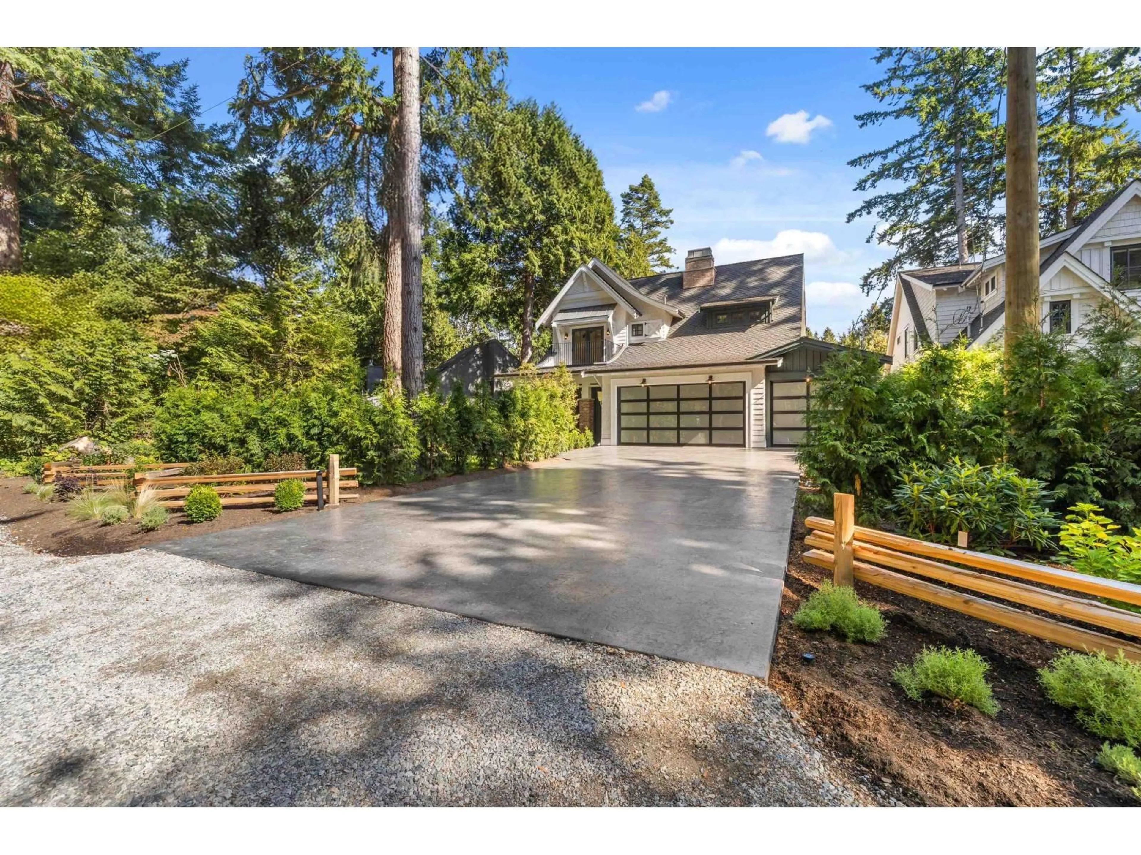 Unknown for 2422 CHRISTOPHERSON, Surrey British Columbia V4A5W2