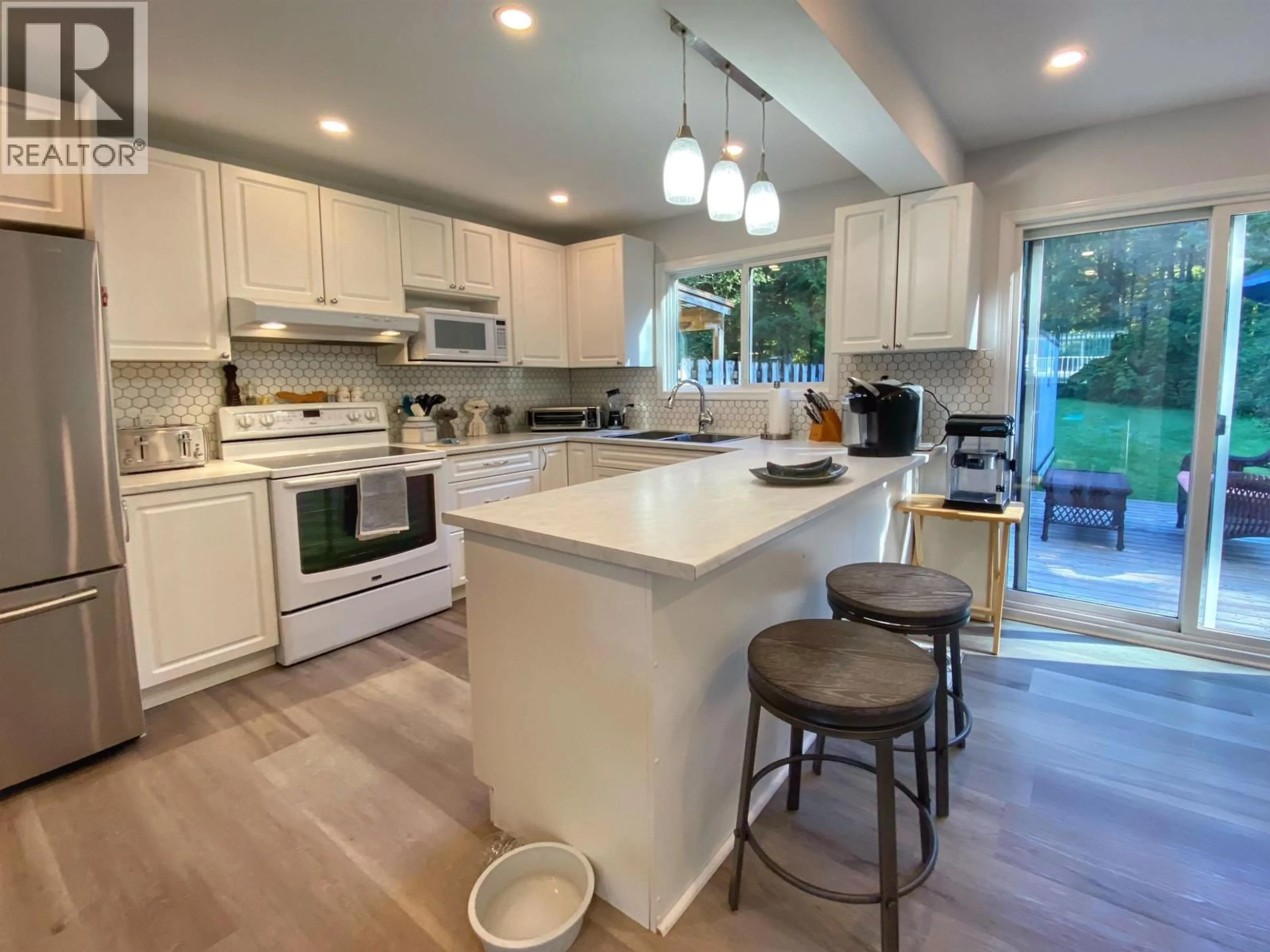 Open concept kitchen, unknown for 152 RAVEN CRESCENT, Prince Rupert British Columbia V8J4C9