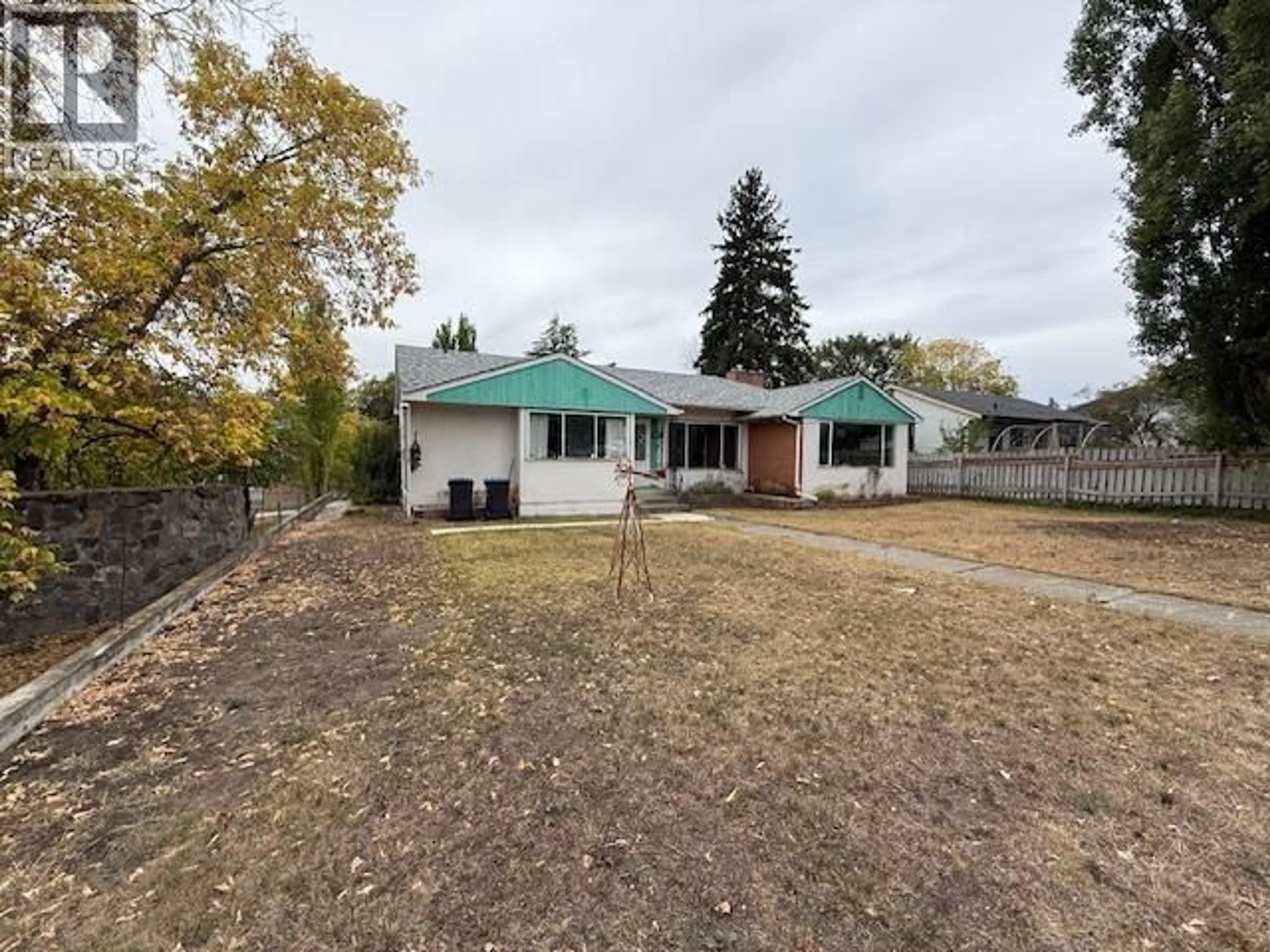 A pic from outside/outdoor area/front of a property/back of a property/a pic from drone, street for 239 5TH AVENUE, Williams Lake British Columbia V2G2E9