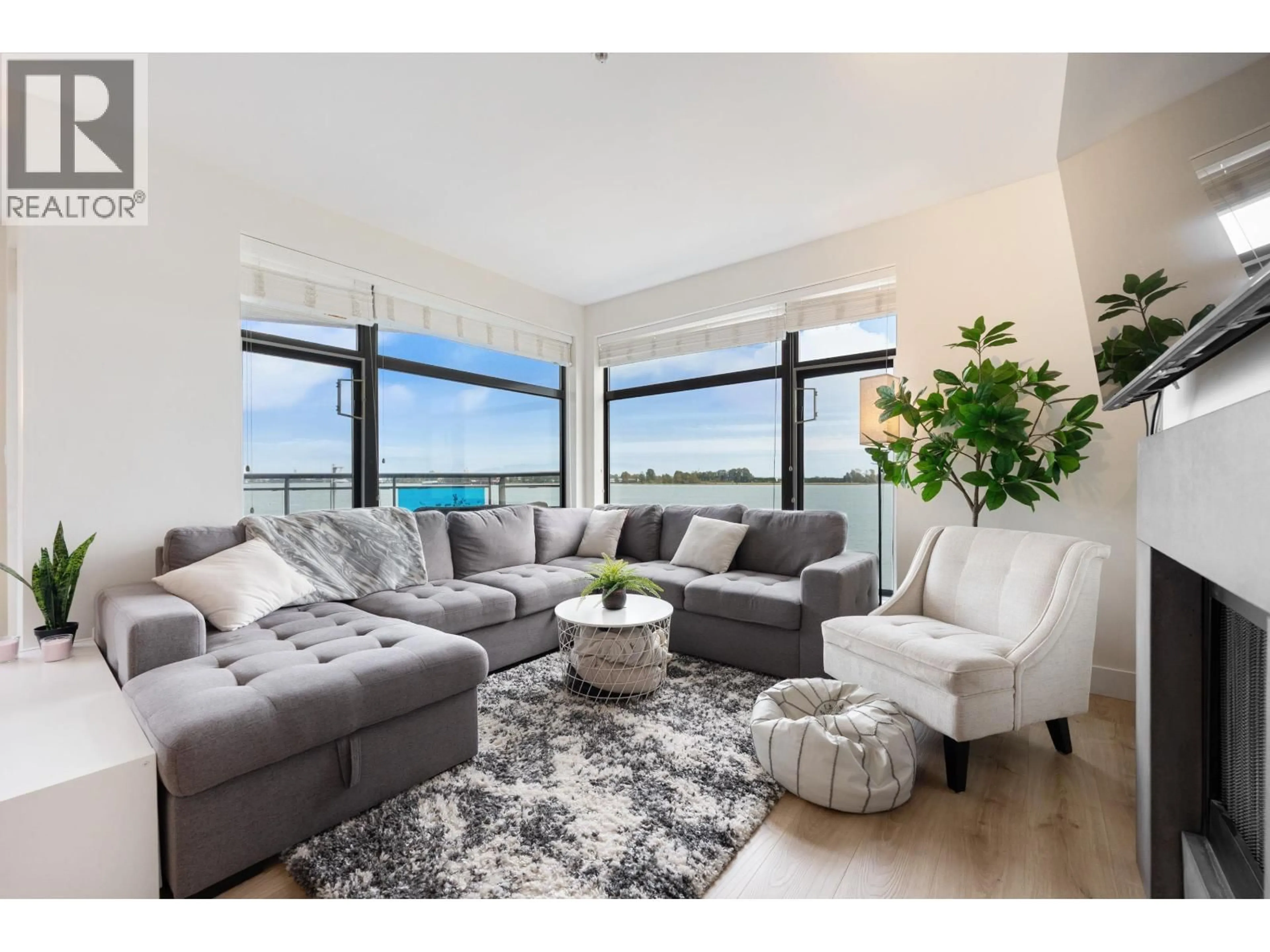 Living room with furniture, unknown for 210 - 14200 RIVERPORT WAY, Richmond British Columbia V6W1M4