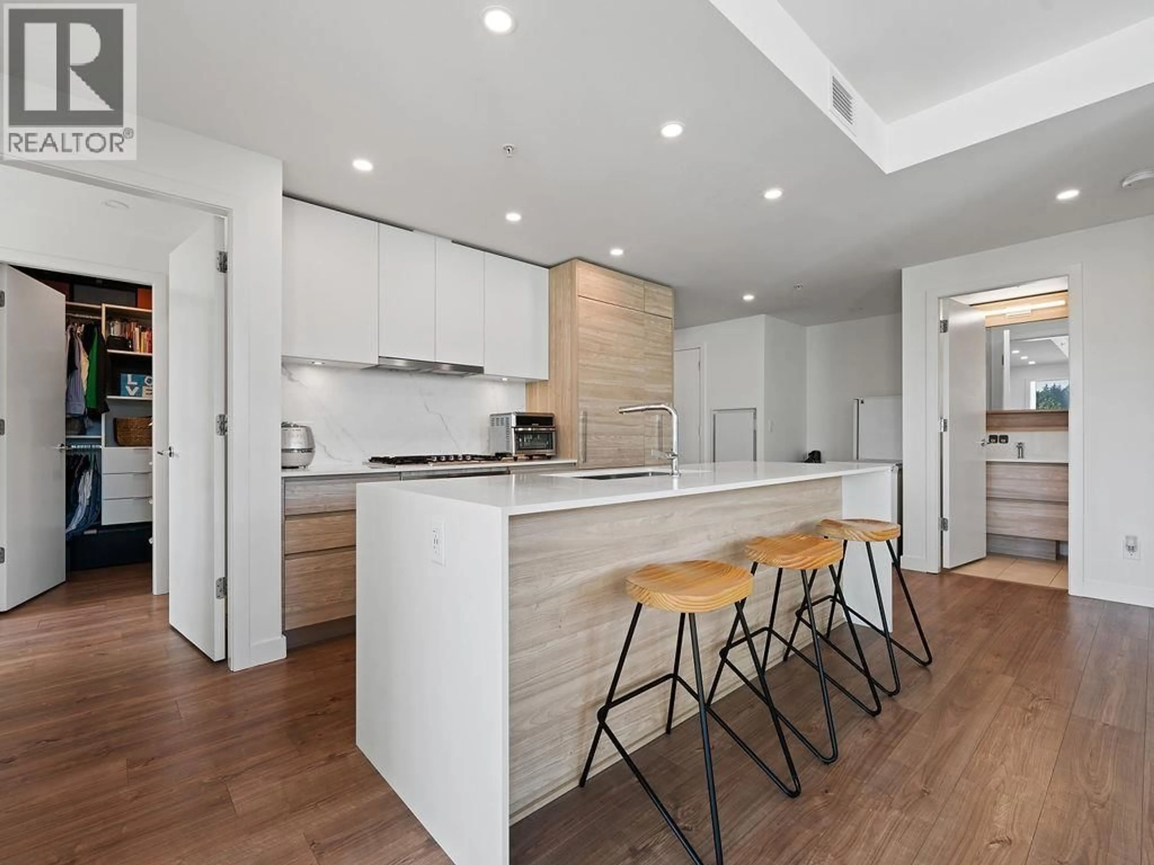 Open concept kitchen, unknown for 1003 - 585 AUSTIN AVENUE, Coquitlam British Columbia V3K0G6