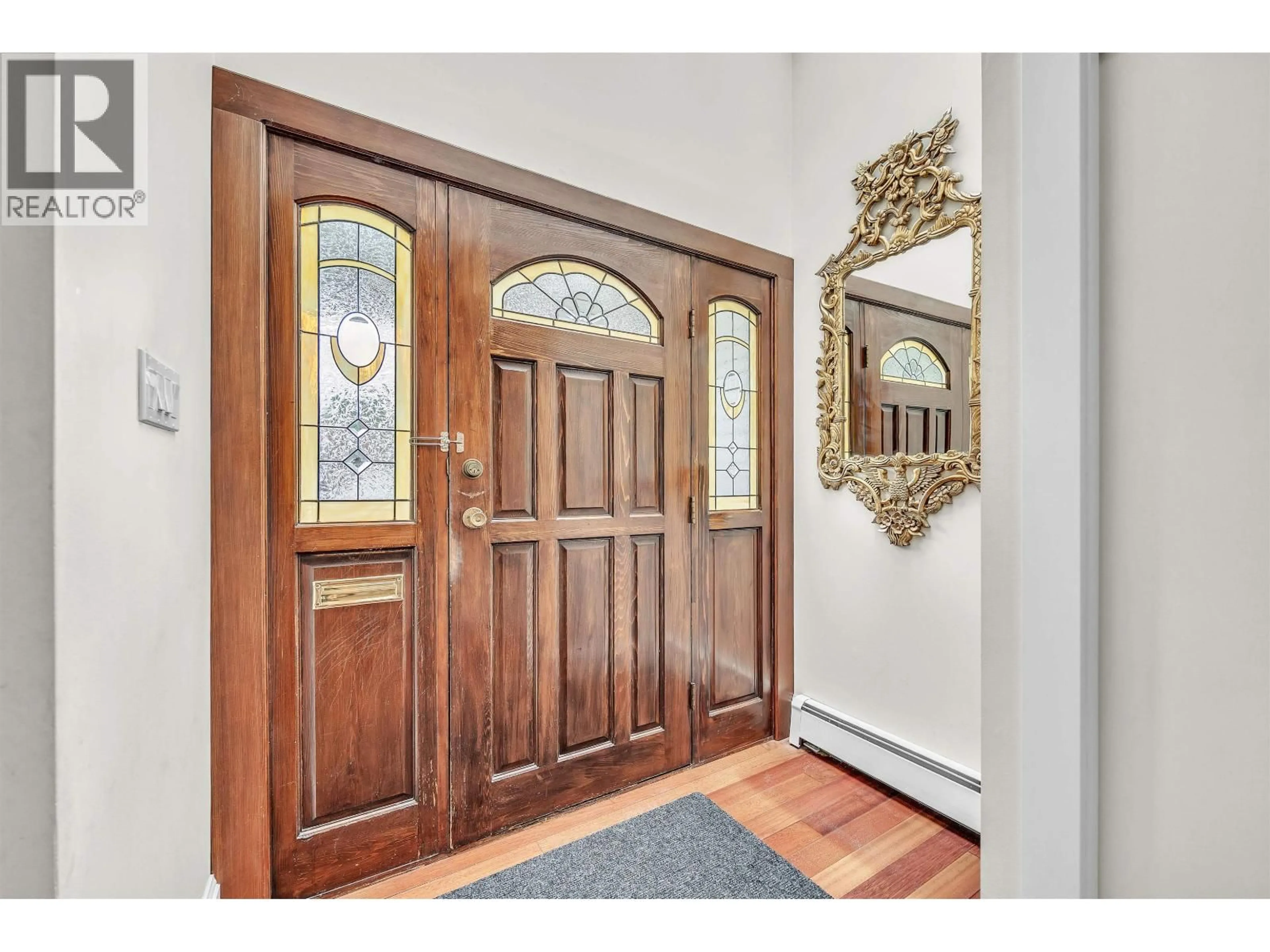 Indoor entryway for 1770 WATERLOO STREET, Vancouver British Columbia V6R3G2