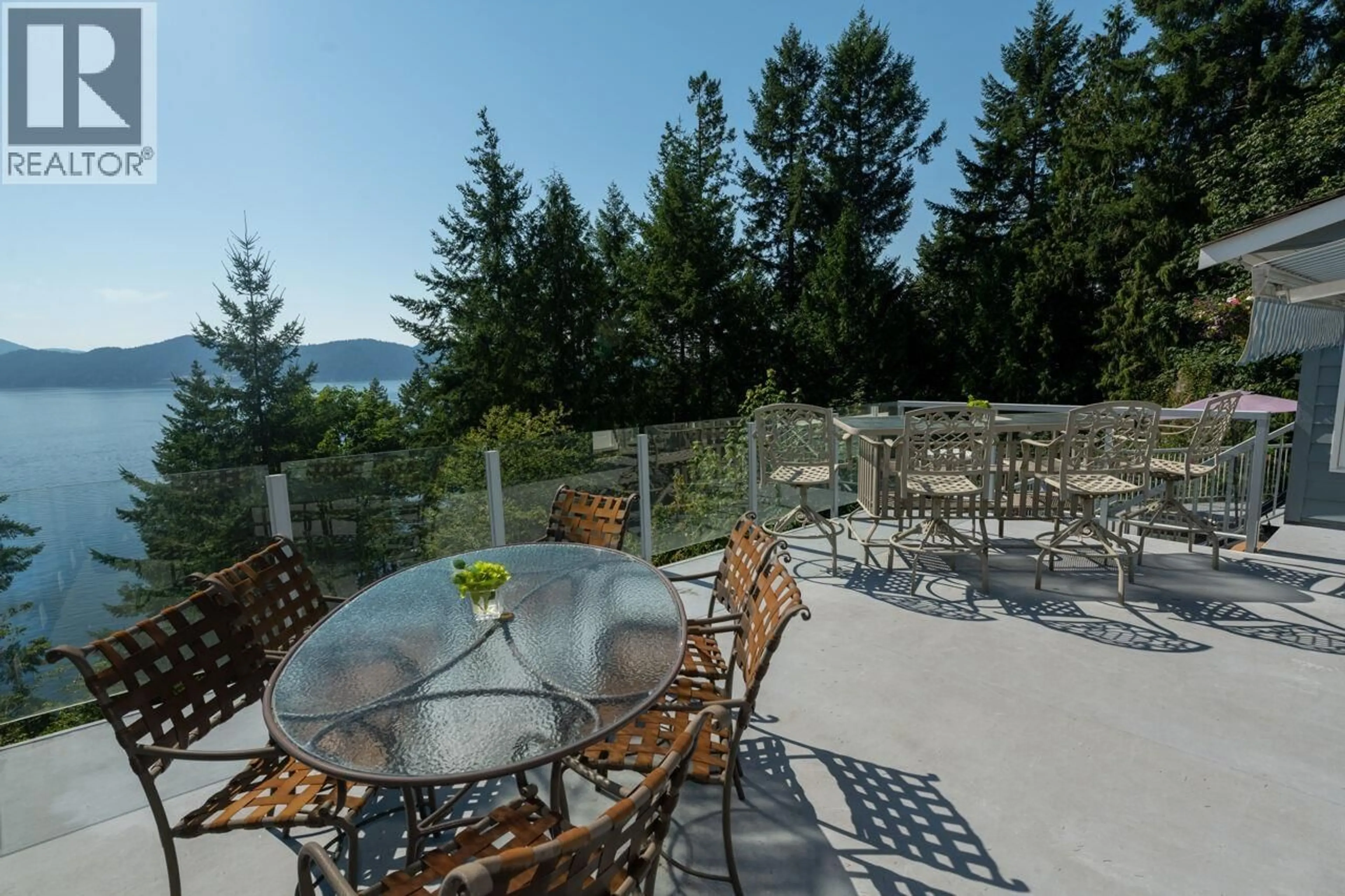 Patio, water/lake/river/ocean view for 63 CHADWICK ROAD, Gibsons British Columbia V0N1V6