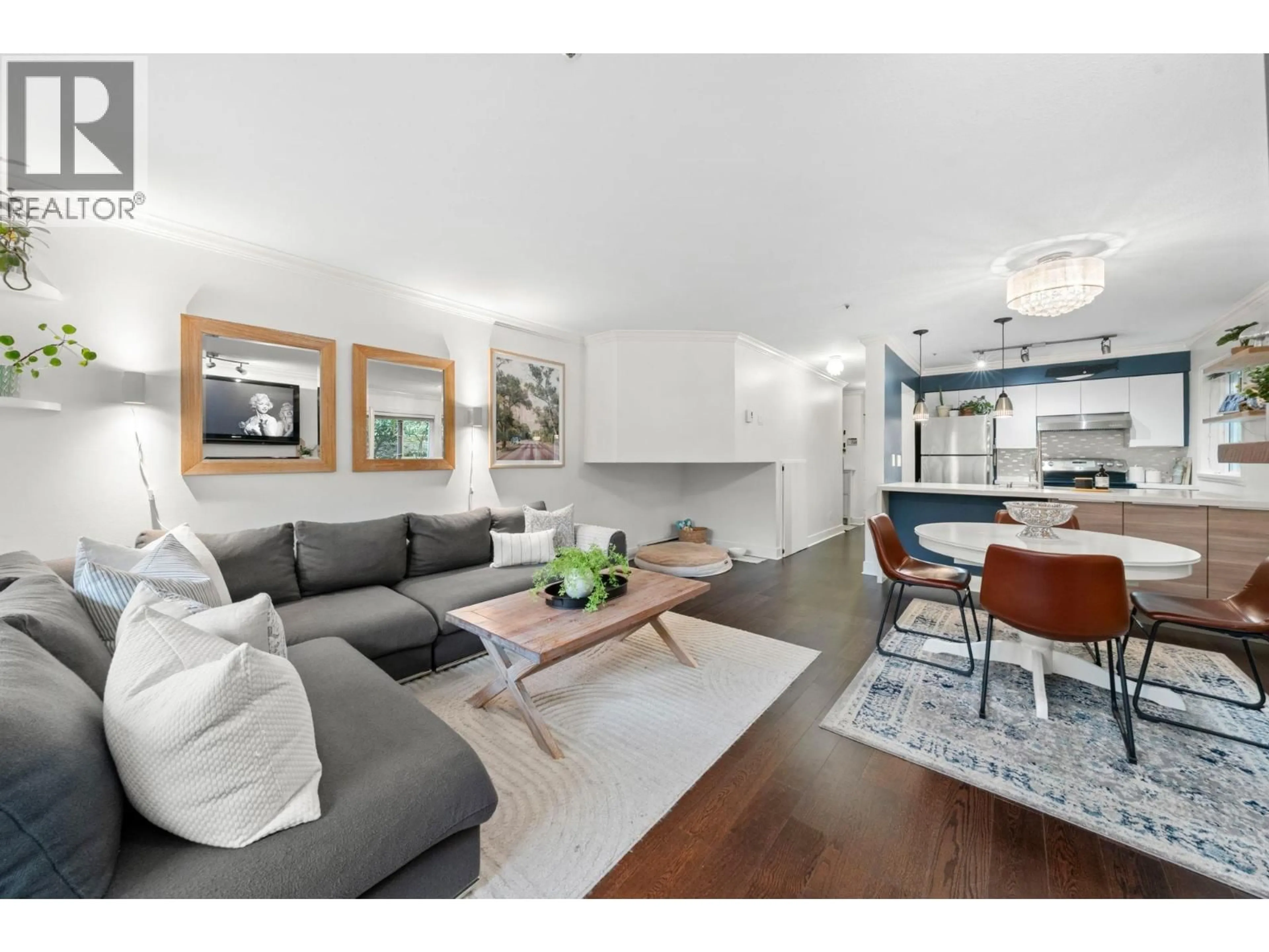 Living room with furniture, unknown for 101 - 2215 MCGILL STREET, Vancouver British Columbia V5L1C3