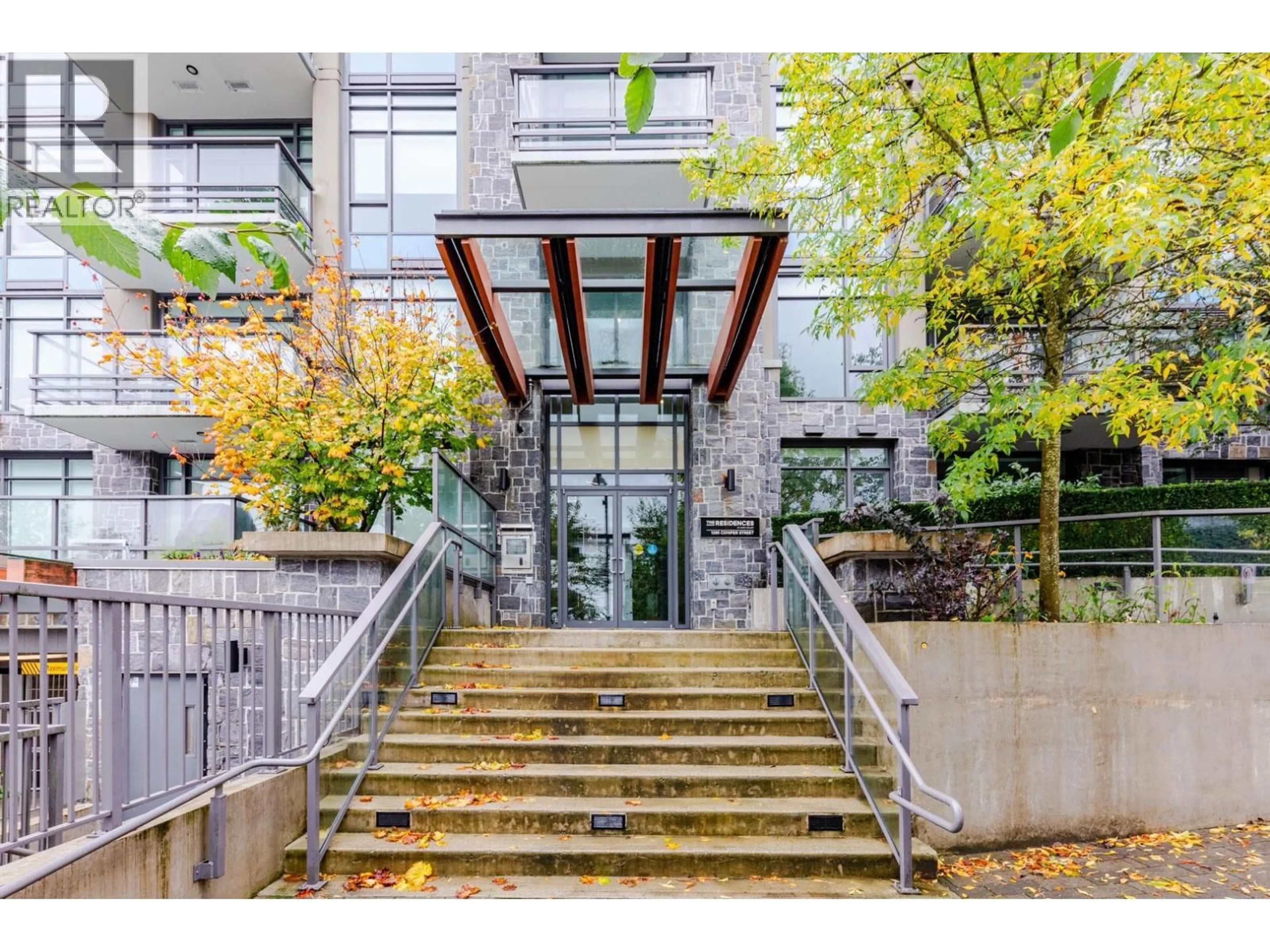 Indoor foyer for 205 - 1295 CONIFER STREET, North Vancouver British Columbia V7J0B4