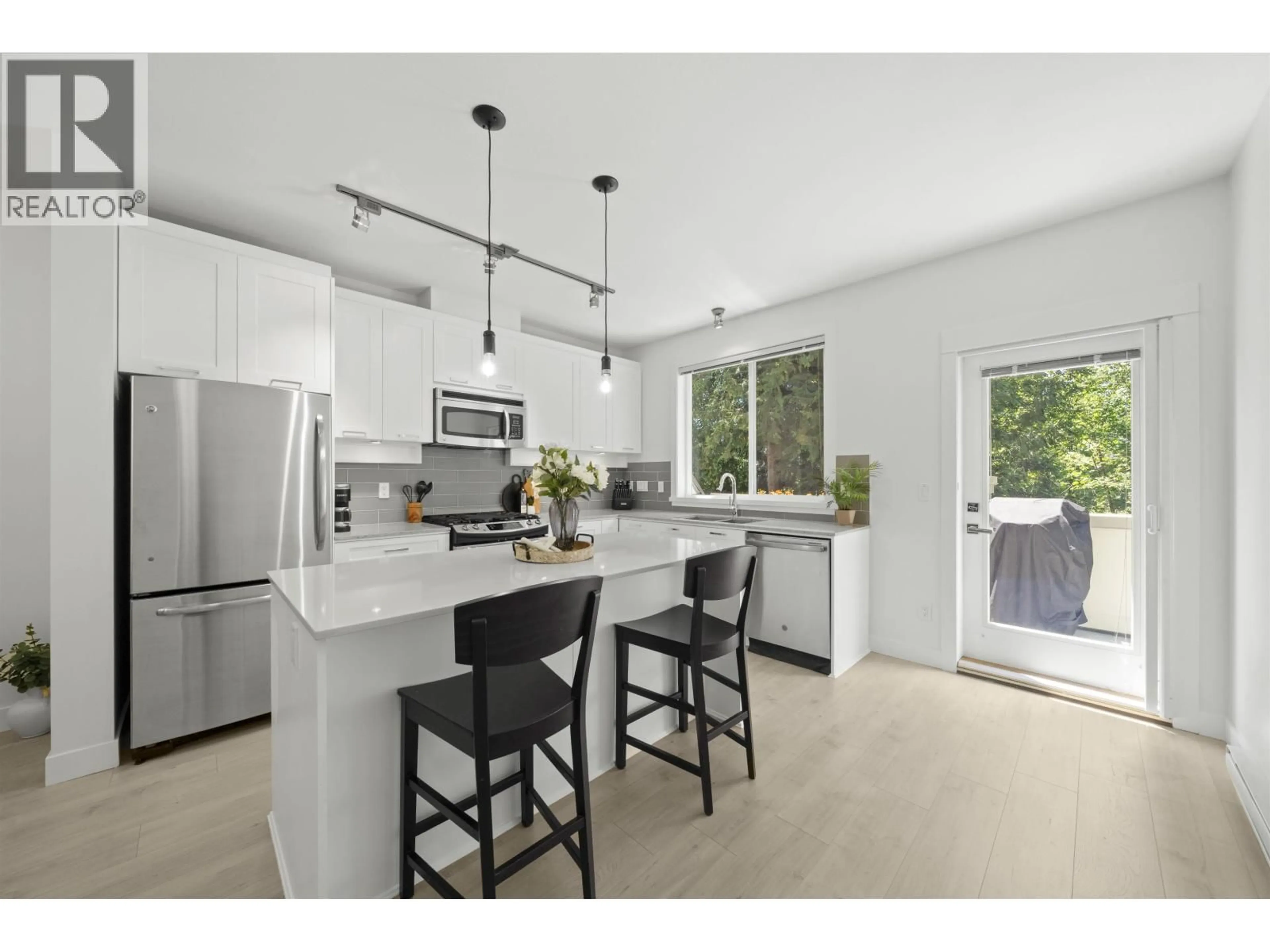 Open concept kitchen, unknown for 3 - 3395 GALLOWAY AVENUE, Coquitlam British Columbia V3E0H2