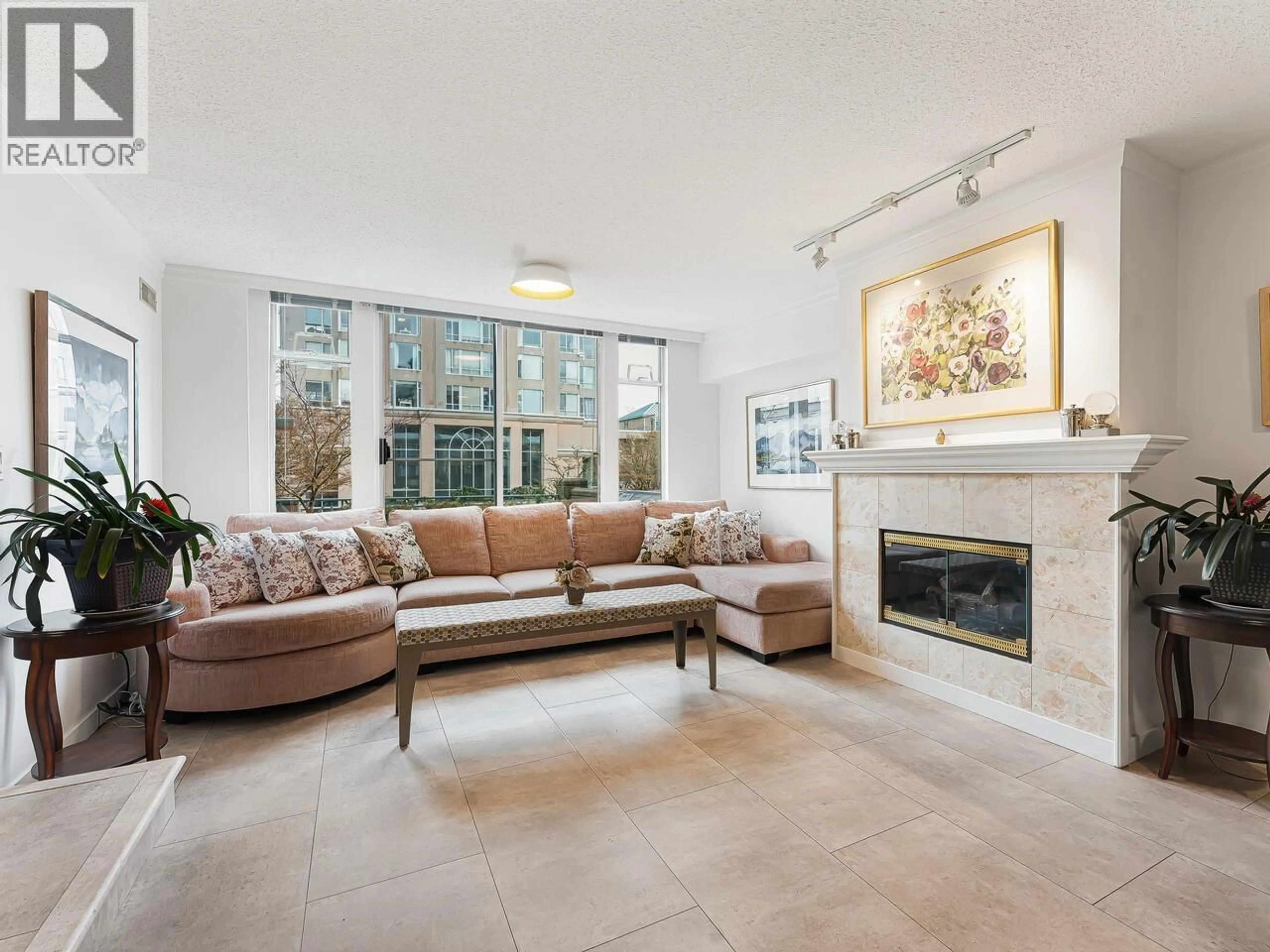Living room with furniture, ceramic/tile floor for TH1 - 2668 ASH STREET, Vancouver British Columbia V5Z4K4