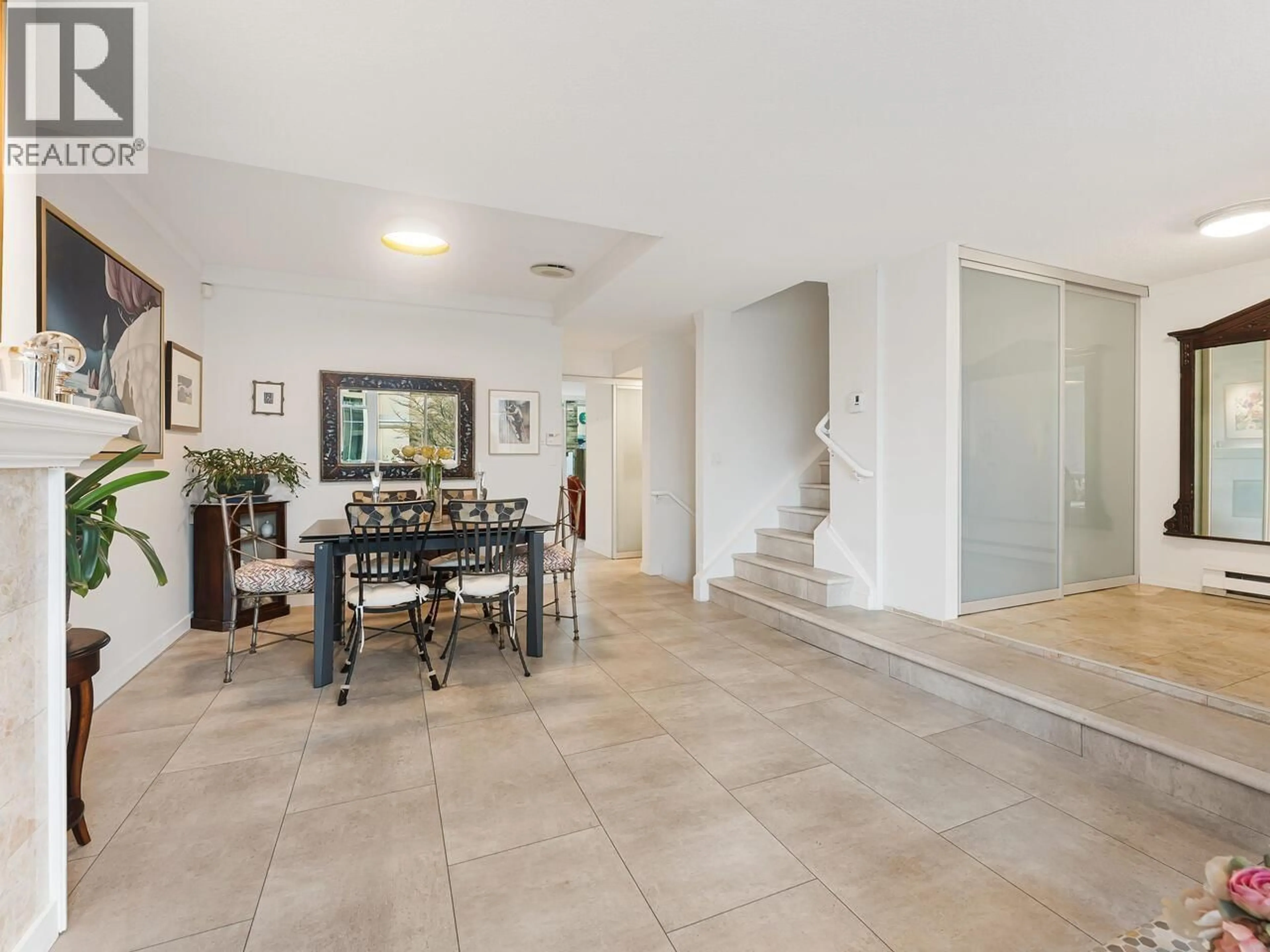 Indoor foyer for TH1 - 2668 ASH STREET, Vancouver British Columbia V5Z4K4