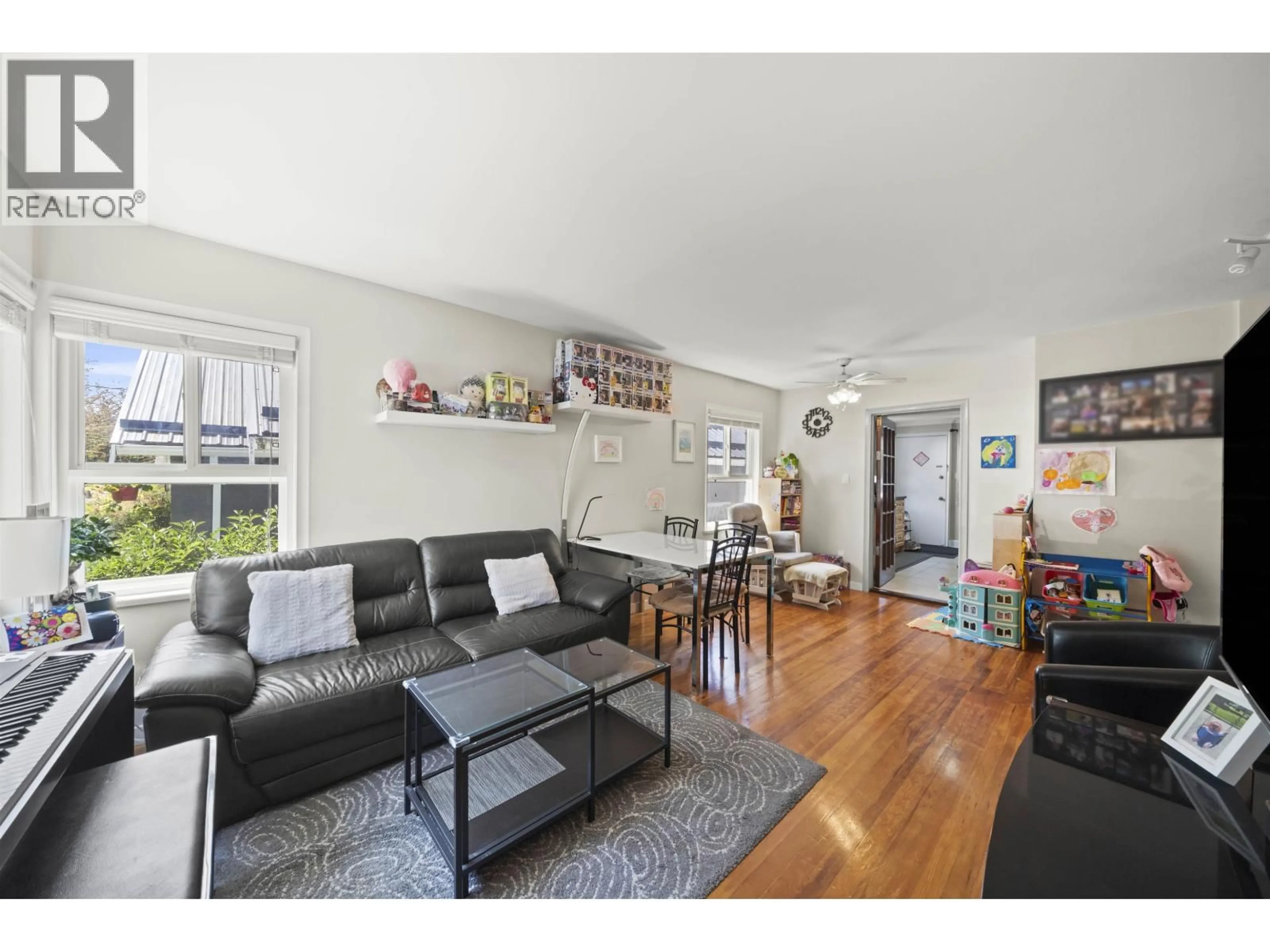 A pic of a room for 4763 KILLARNEY STREET, Vancouver British Columbia V5R3V6