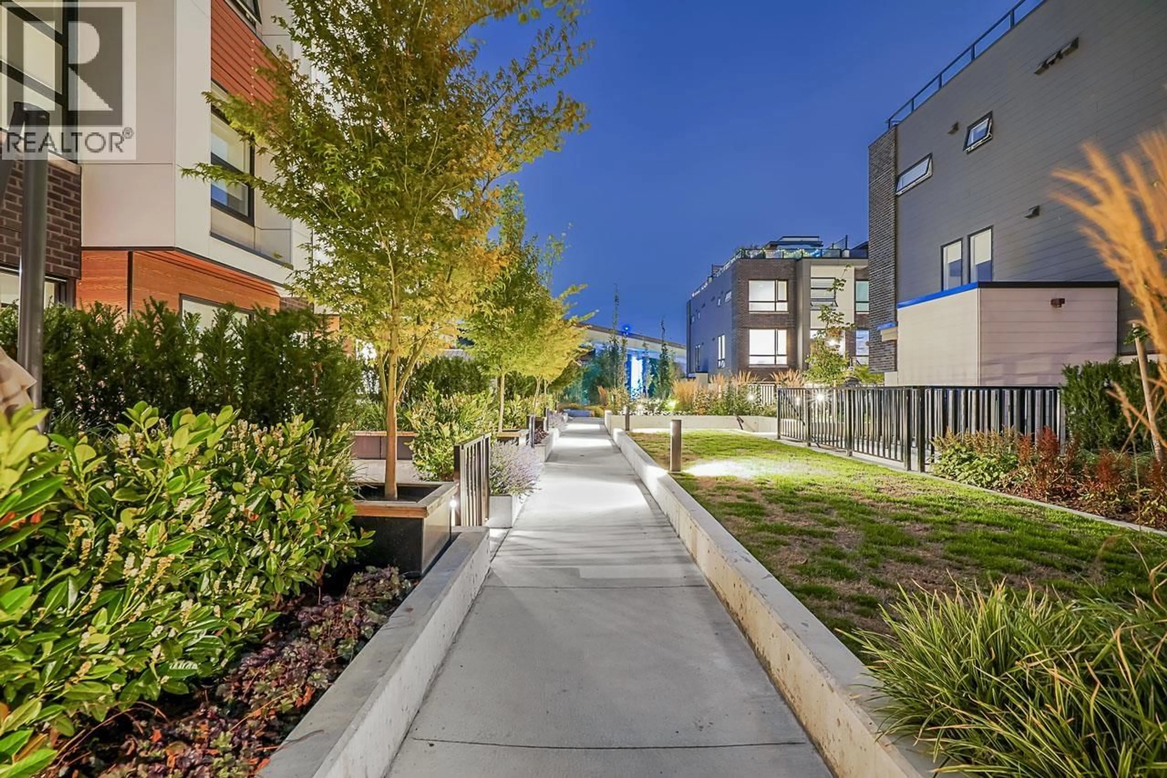 Patio, street for 1204 - 6085 IRMIN STREET, Burnaby British Columbia V5J0J7