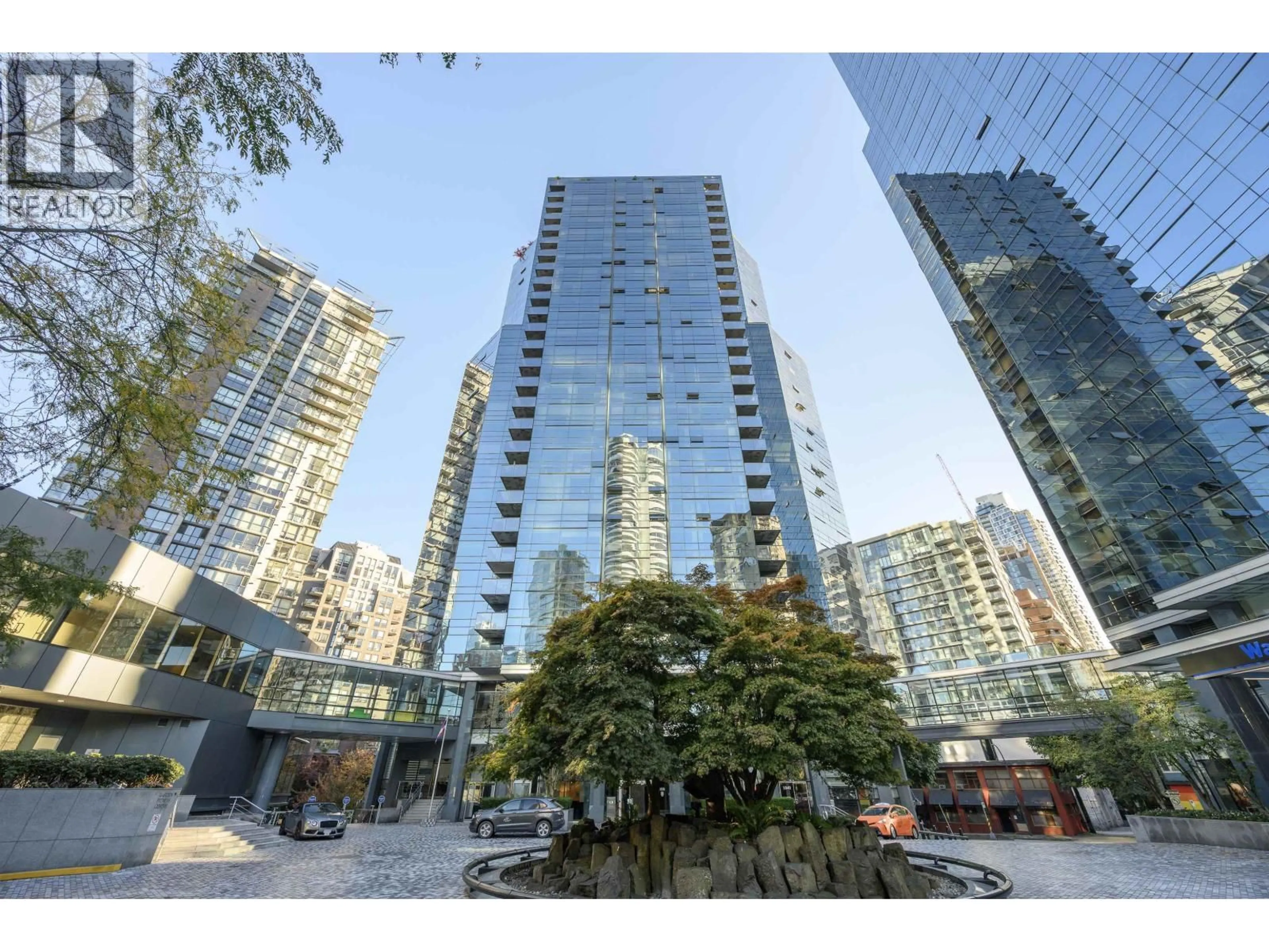 Patio, street for 2005 - 1050 BURRARD STREET, Vancouver British Columbia V6Z2R9