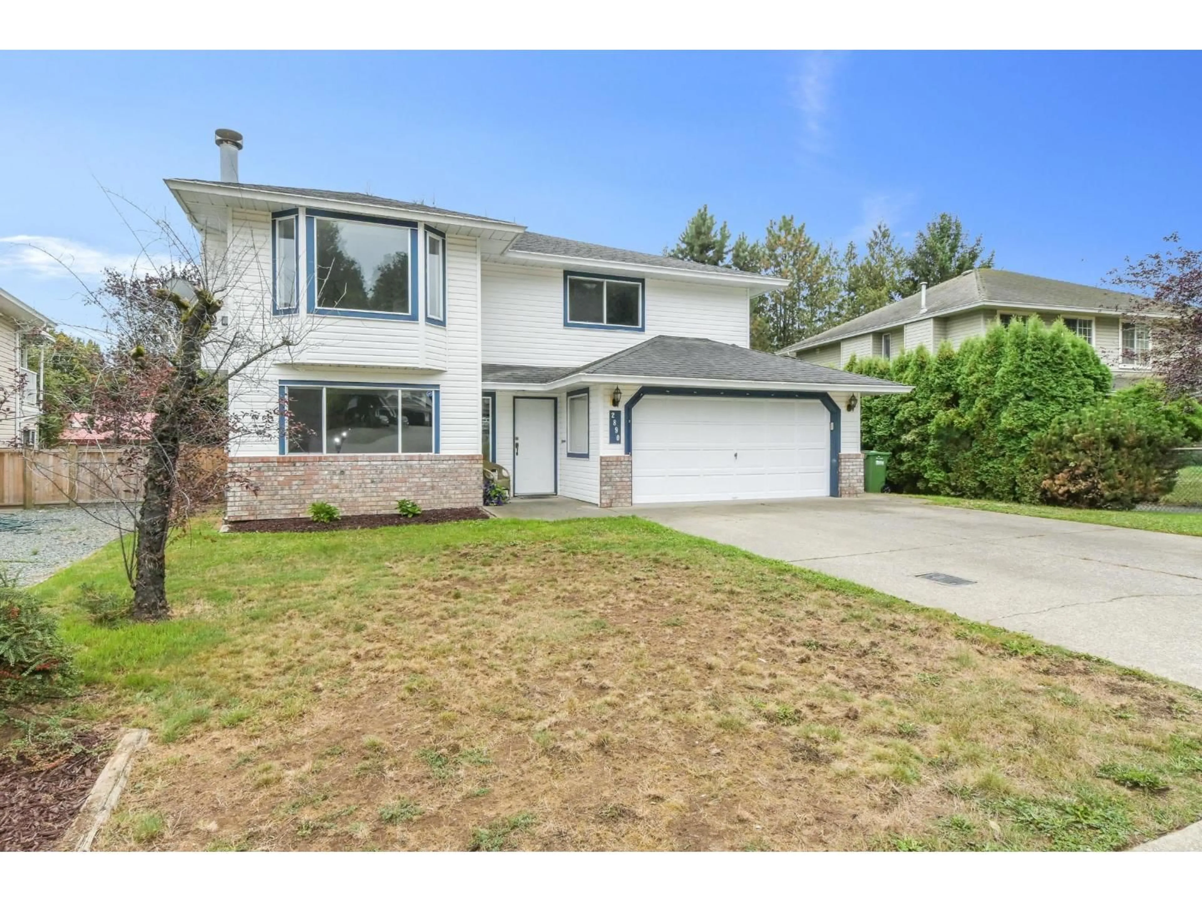 Home with vinyl exterior material, street for 2890 CROSSLEY, Abbotsford British Columbia V2T5H2