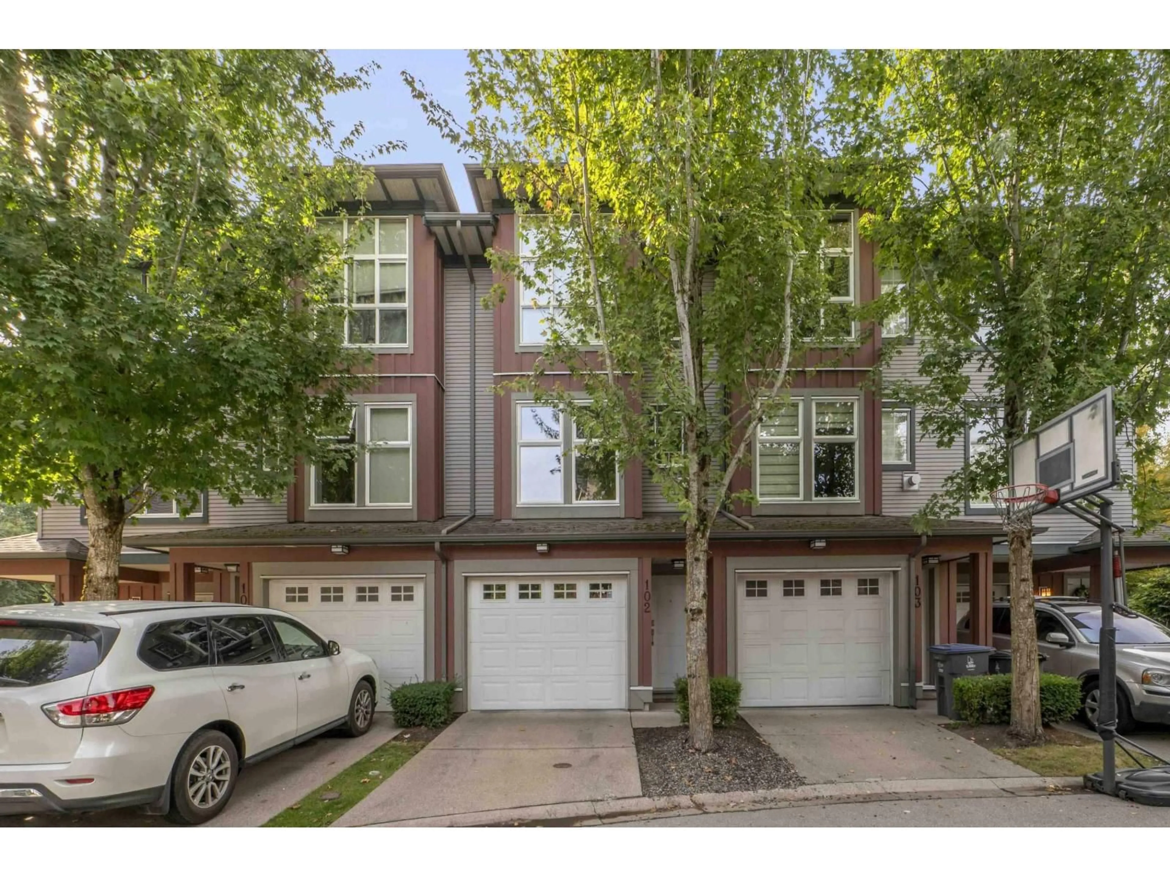 A pic from outside/outdoor area/front of a property/back of a property/a pic from drone, street for 102 - 18777 68A, Surrey British Columbia V4N0Z7