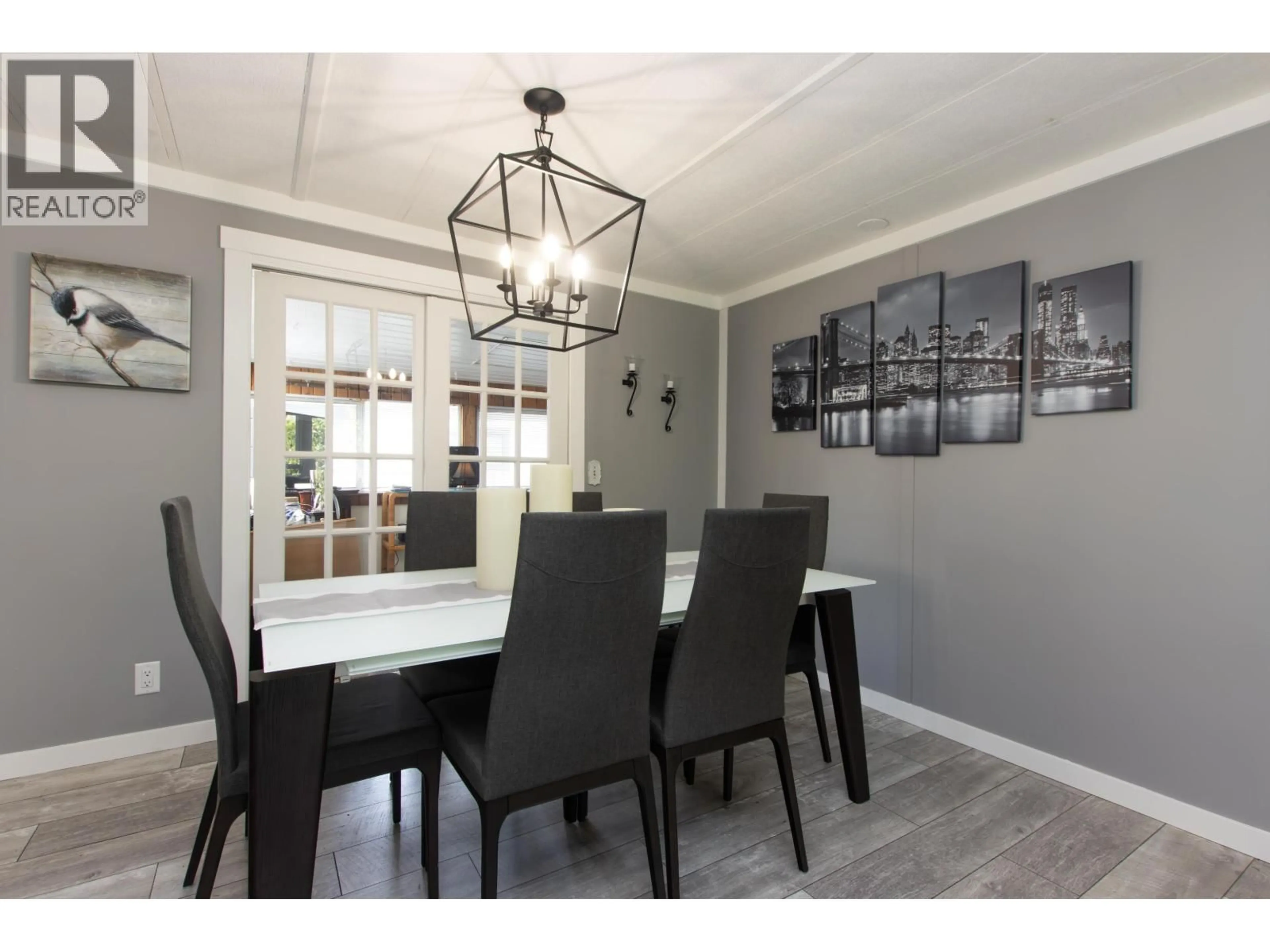 Dining room, wood/laminate floor for 178 - 1830 MAMQUAM ROAD, Squamish British Columbia V8B0J1