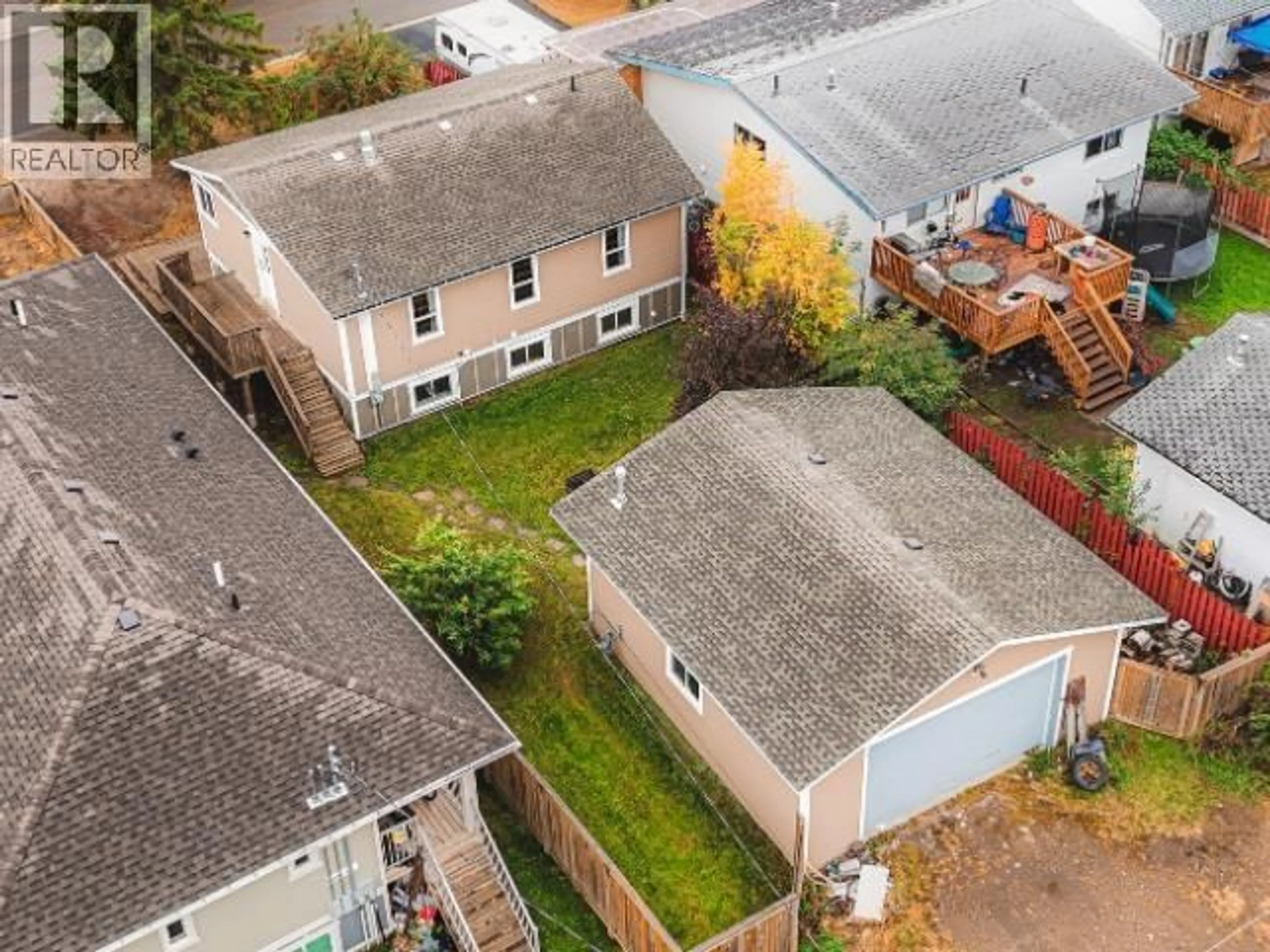 A pic from outside/outdoor area/front of a property/back of a property/a pic from drone, city buildings view from balcony for 8408 97 AVENUE, Fort St. John British Columbia V1J1M4