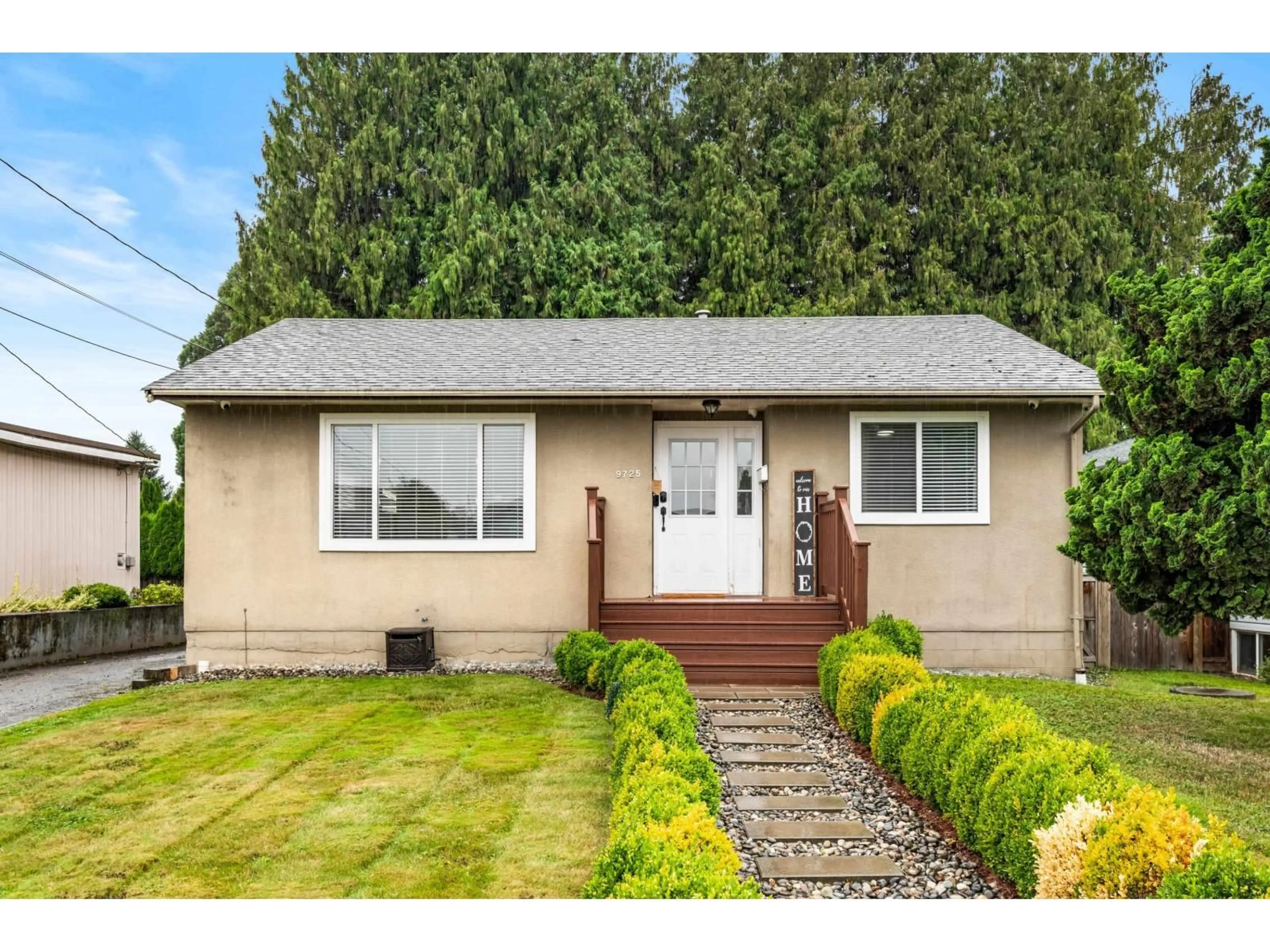 Home with vinyl exterior material, street for 9725 HARRISON STREET, Chilliwack British Columbia V2P4E8