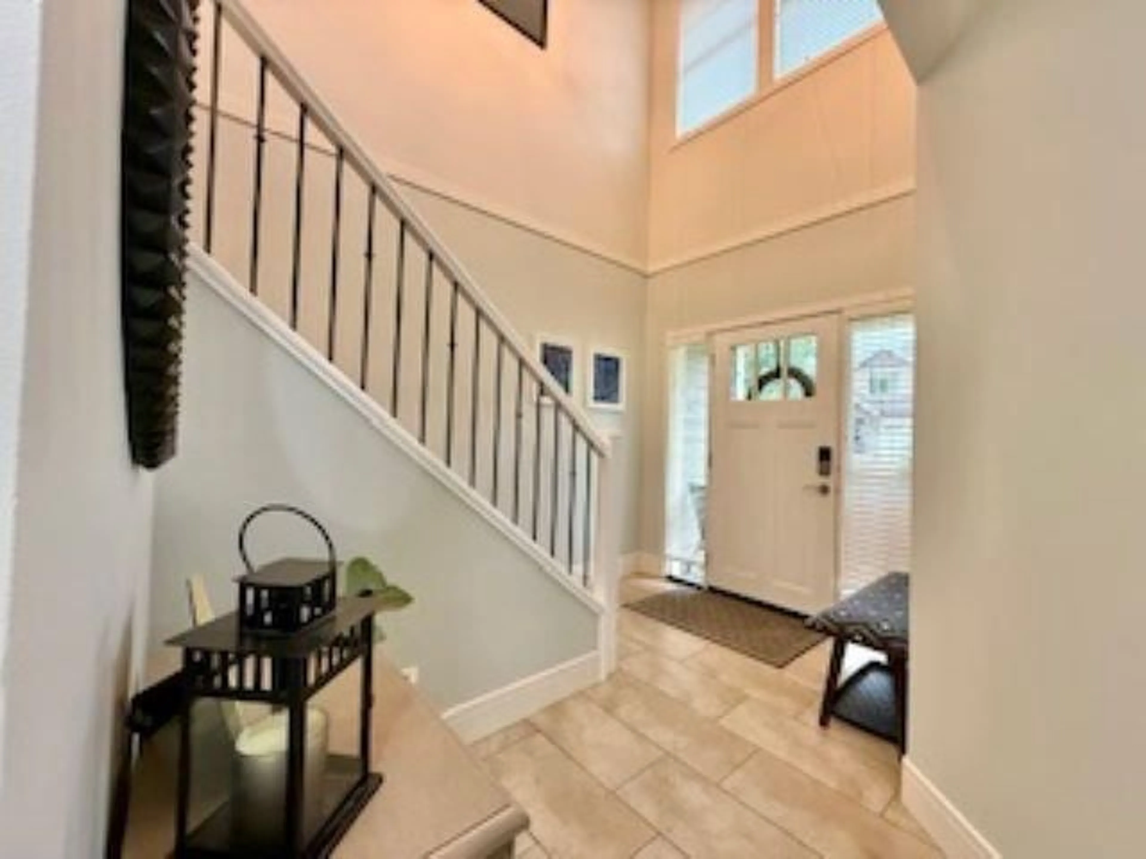Indoor entryway for 51118 SOPHIE CRESCENT, Chilliwack British Columbia V4Z0C1
