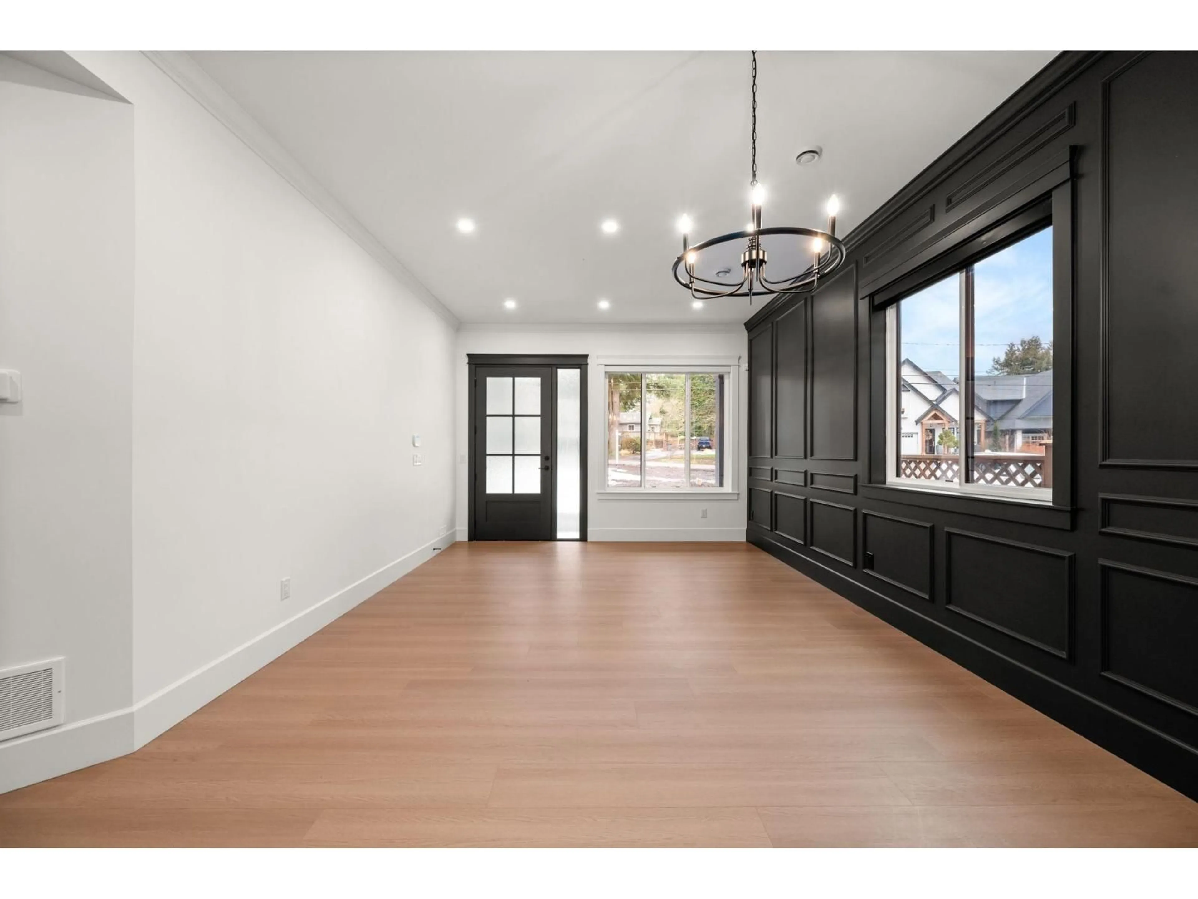 Indoor entryway for 23747 OLD YALE, Langley British Columbia V2Z2K4