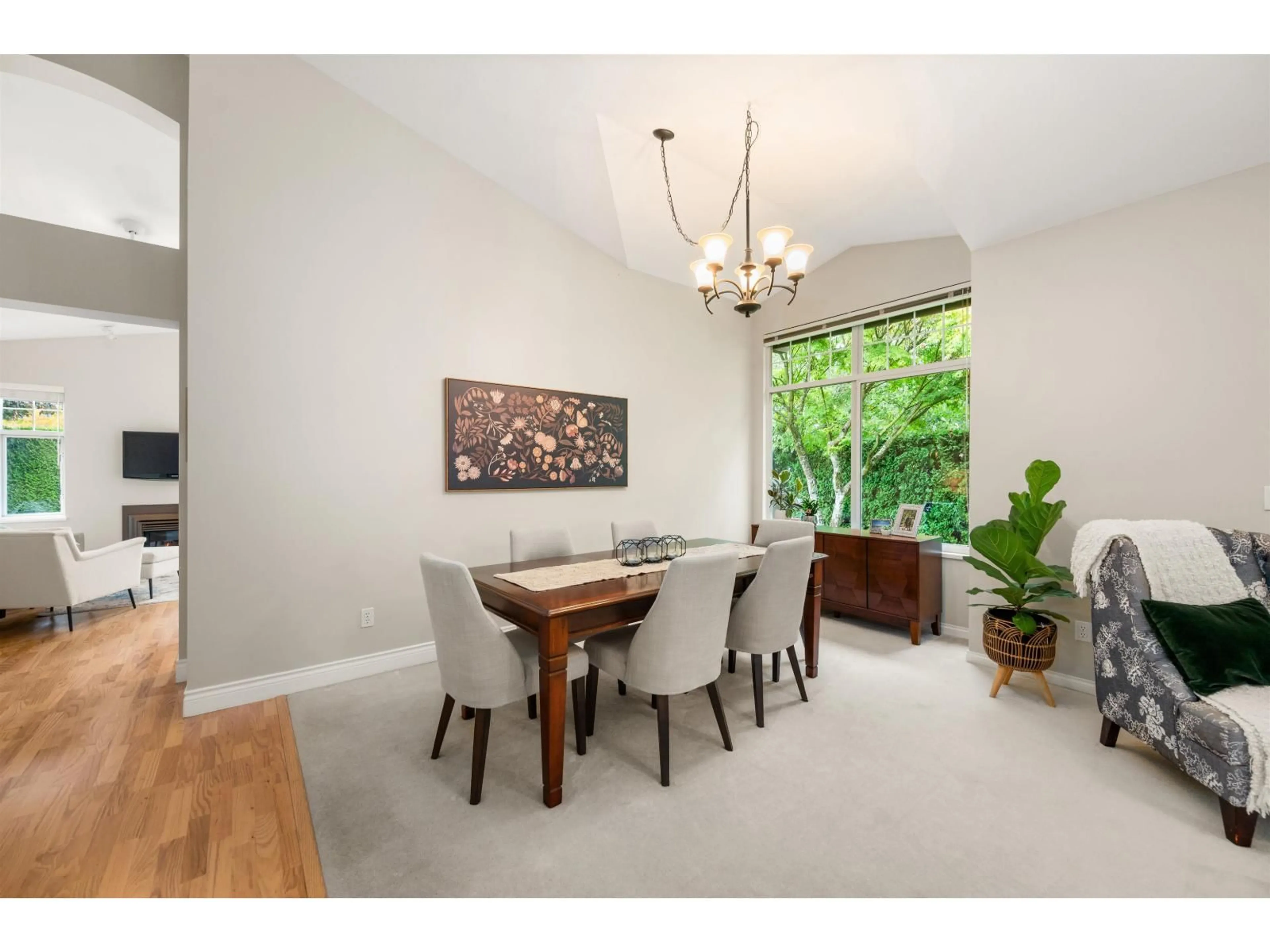 Dining room, unknown for 14 - 15020 27A, Surrey British Columbia V4P2Z9