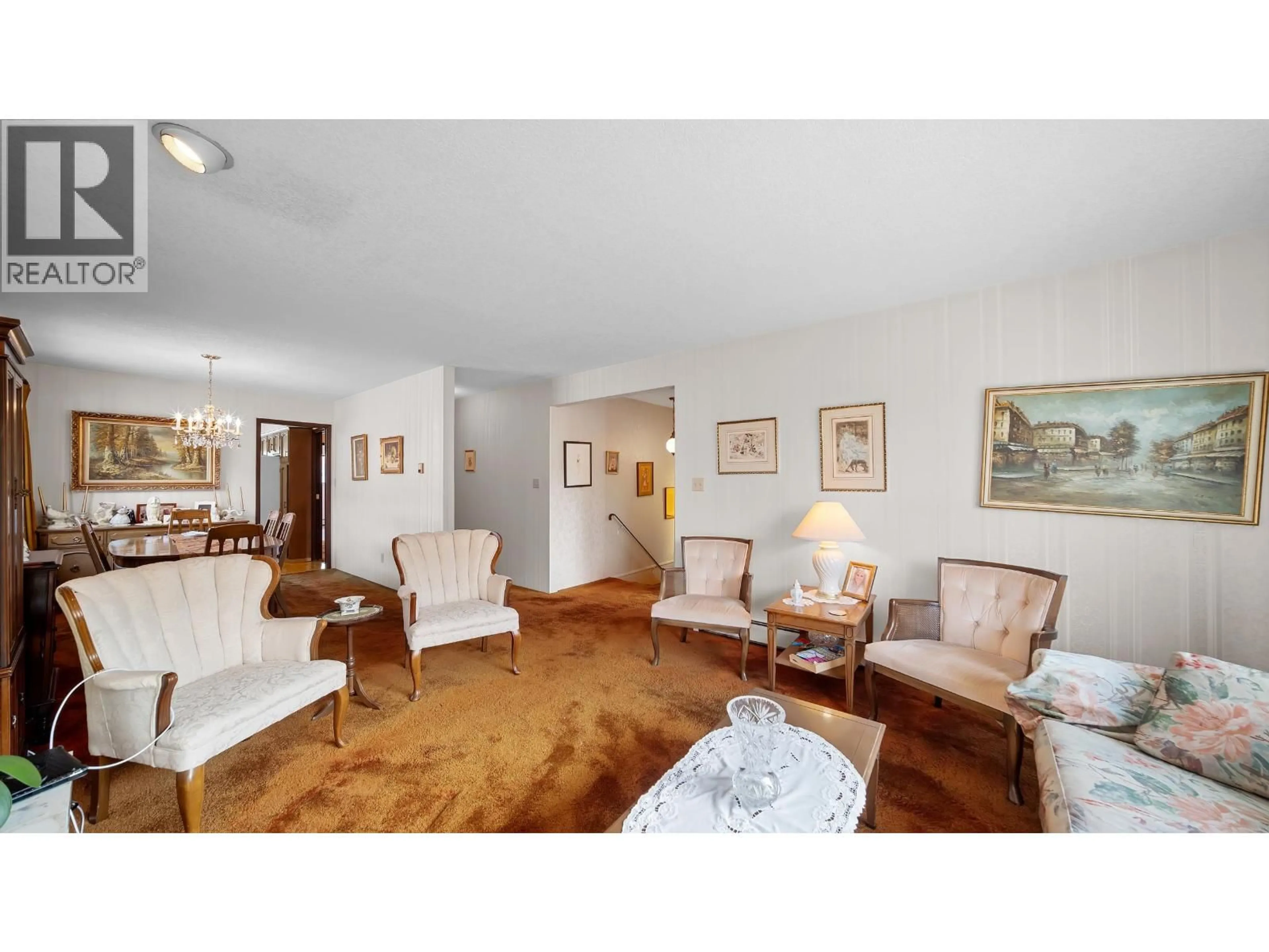Living room with furniture, unknown for 271 38TH AVENUE, Vancouver British Columbia V5W1H3